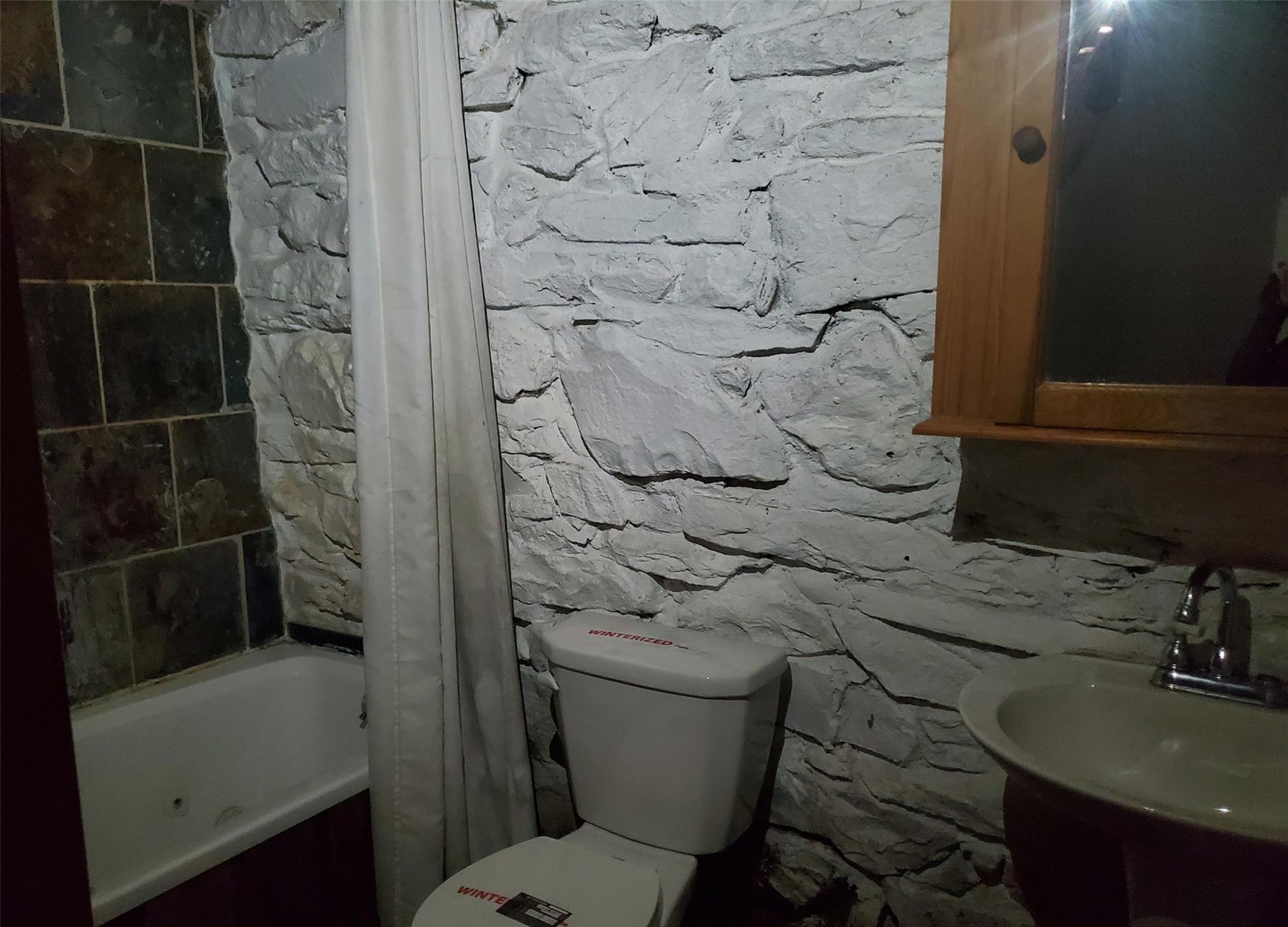 Single Family South  Ulster County, NY 12528, MLS-887998-13