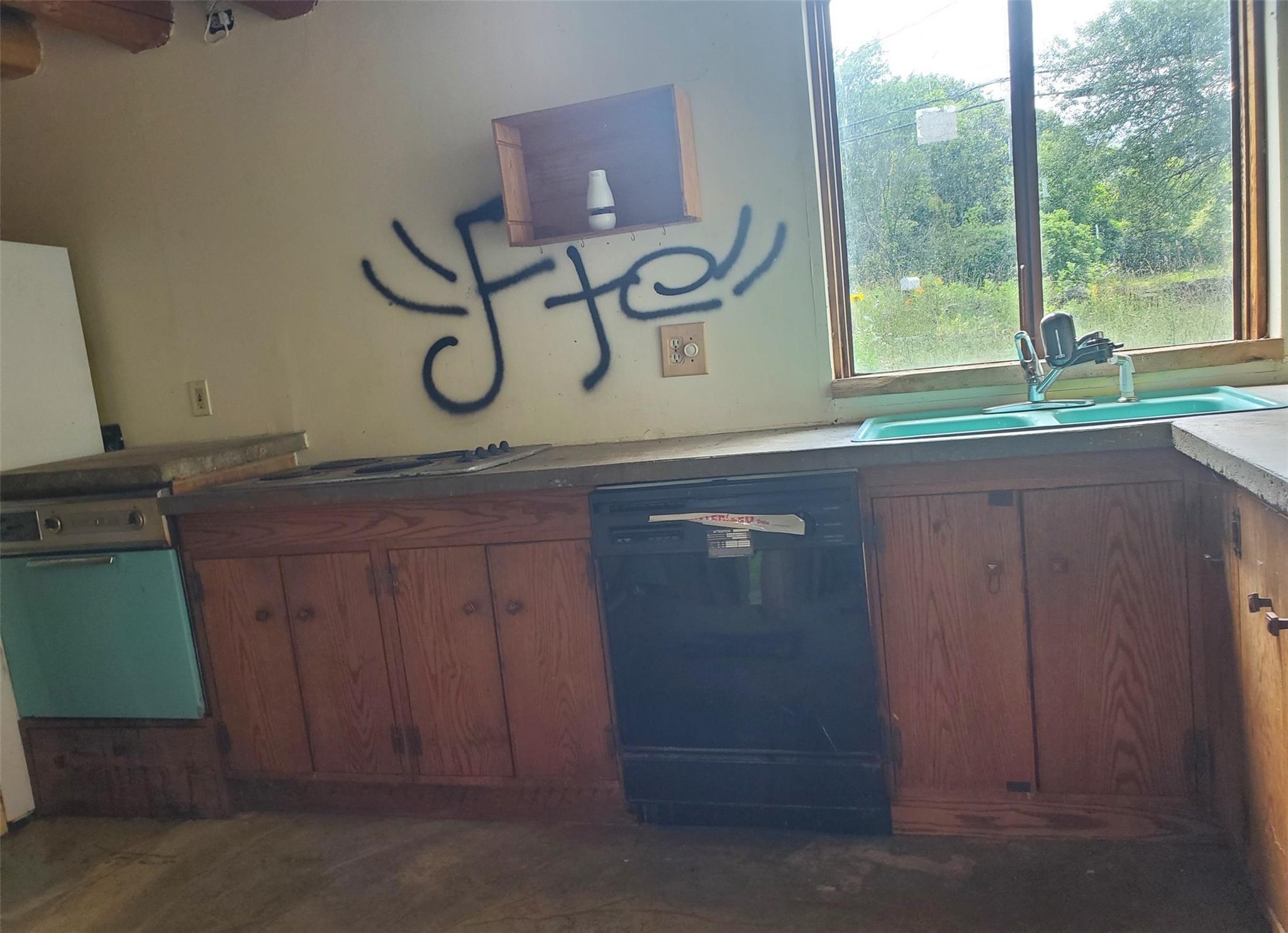 Single Family South  Ulster County, NY 12528, MLS-887998-18
