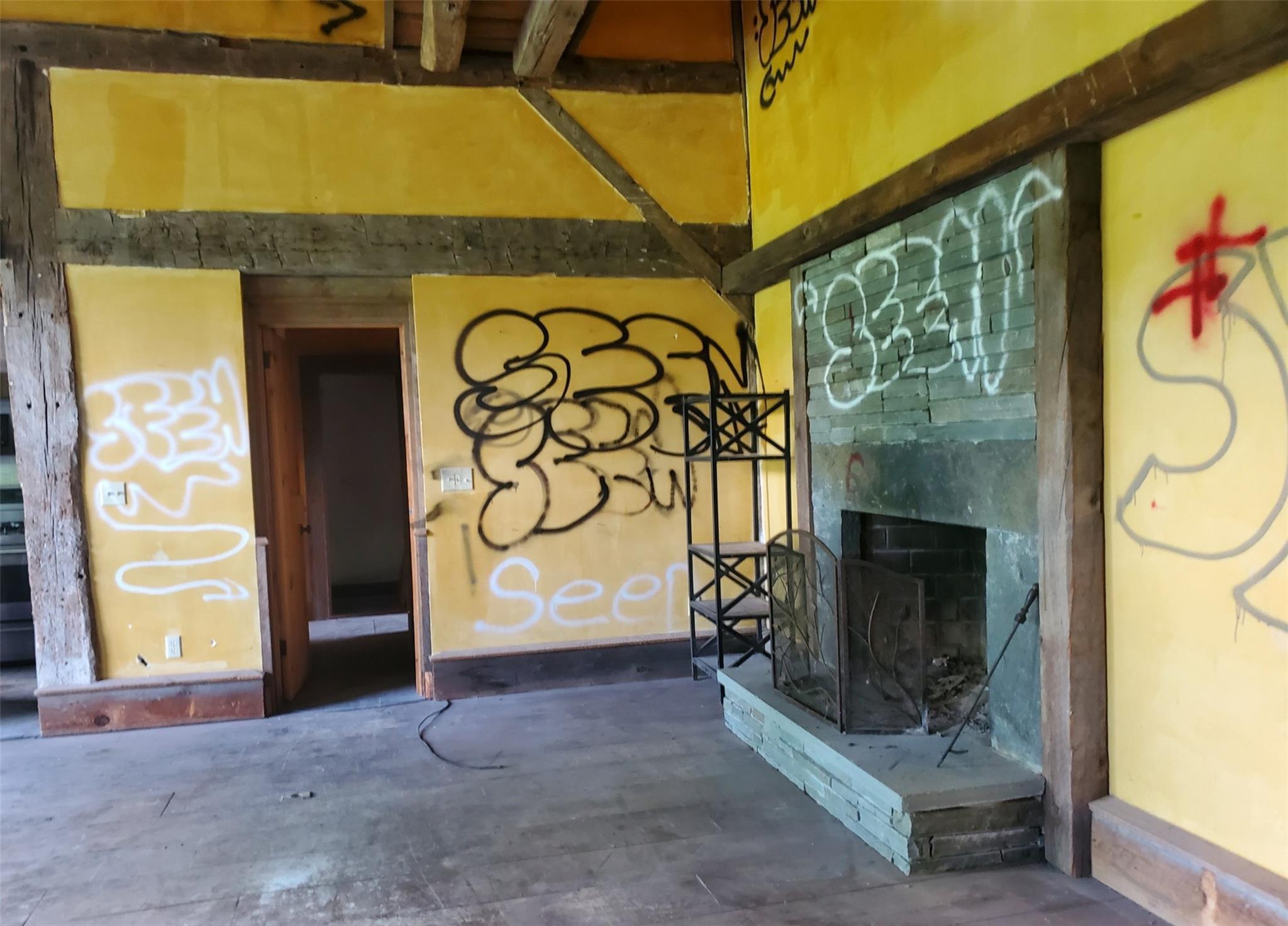 Single Family South  Ulster County, NY 12528, MLS-887998-9