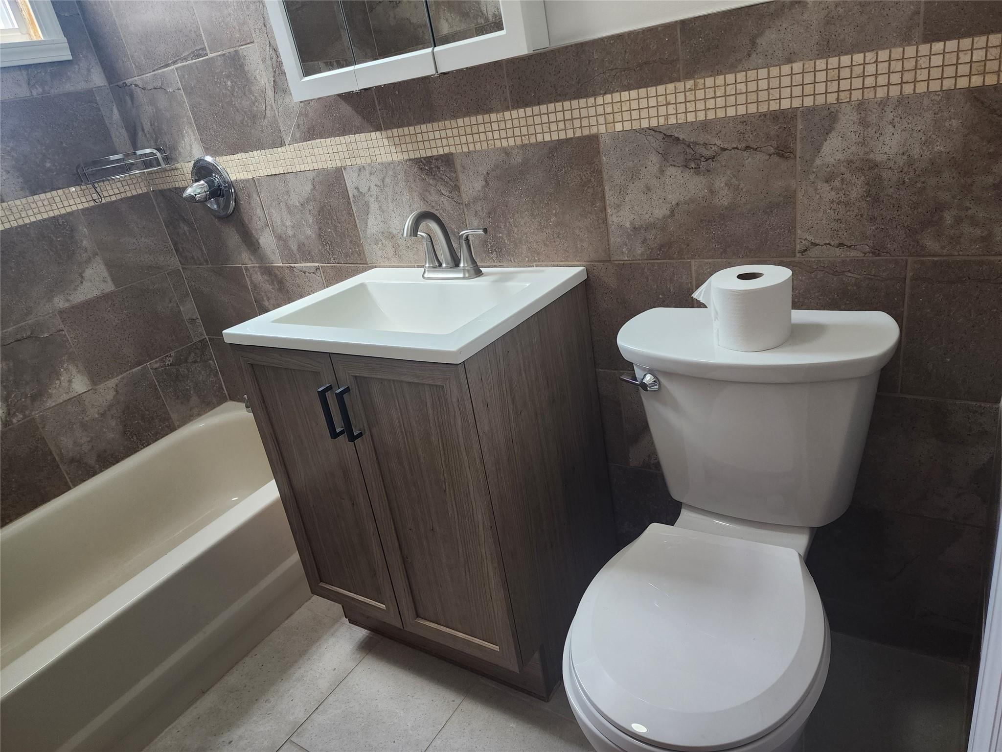 Apartment 60  Queens, NY 11385, MLS-888040-16