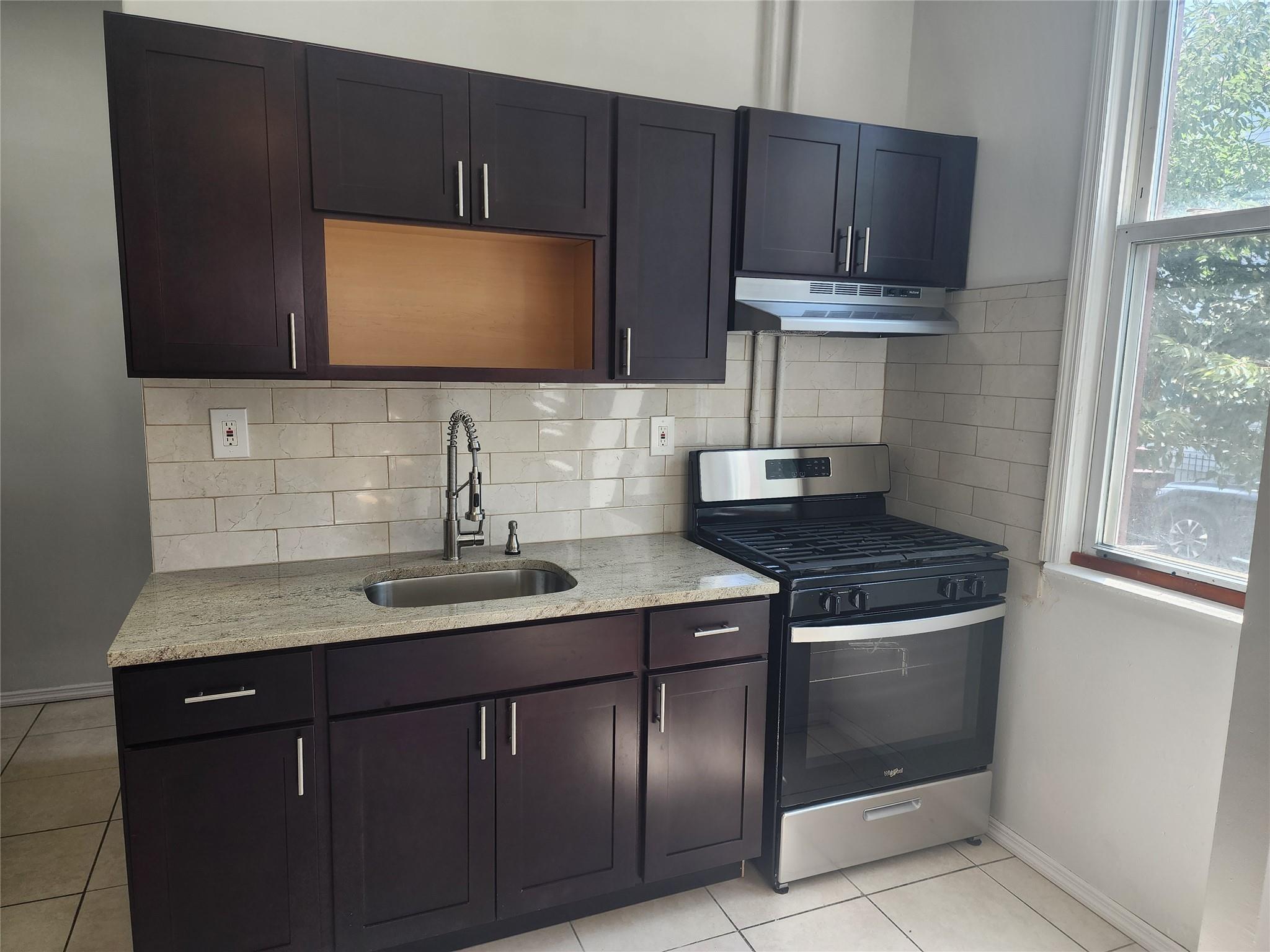 Apartment 60  Queens, NY 11385, MLS-888040-2