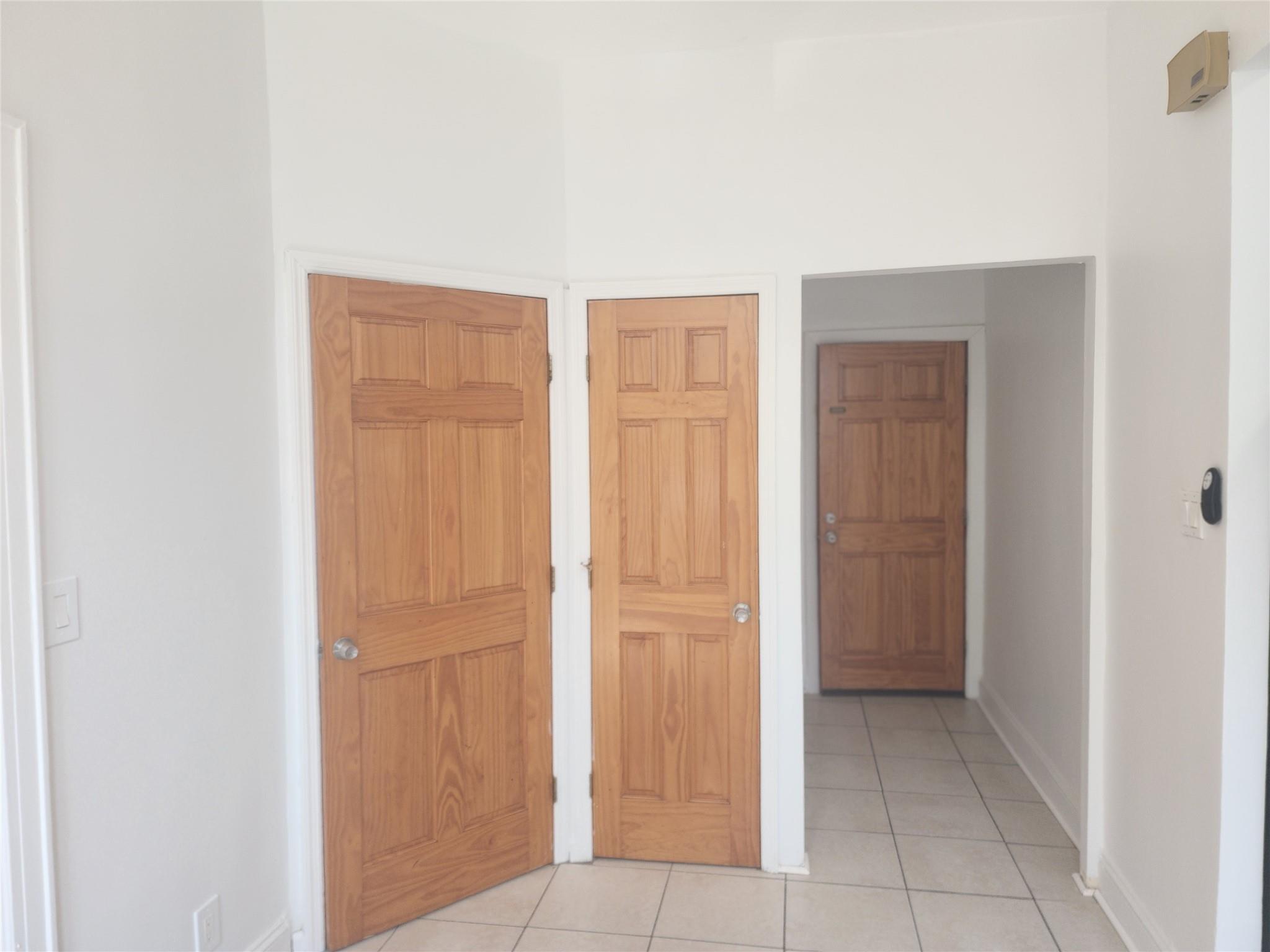 Apartment 60  Queens, NY 11385, MLS-888040-7