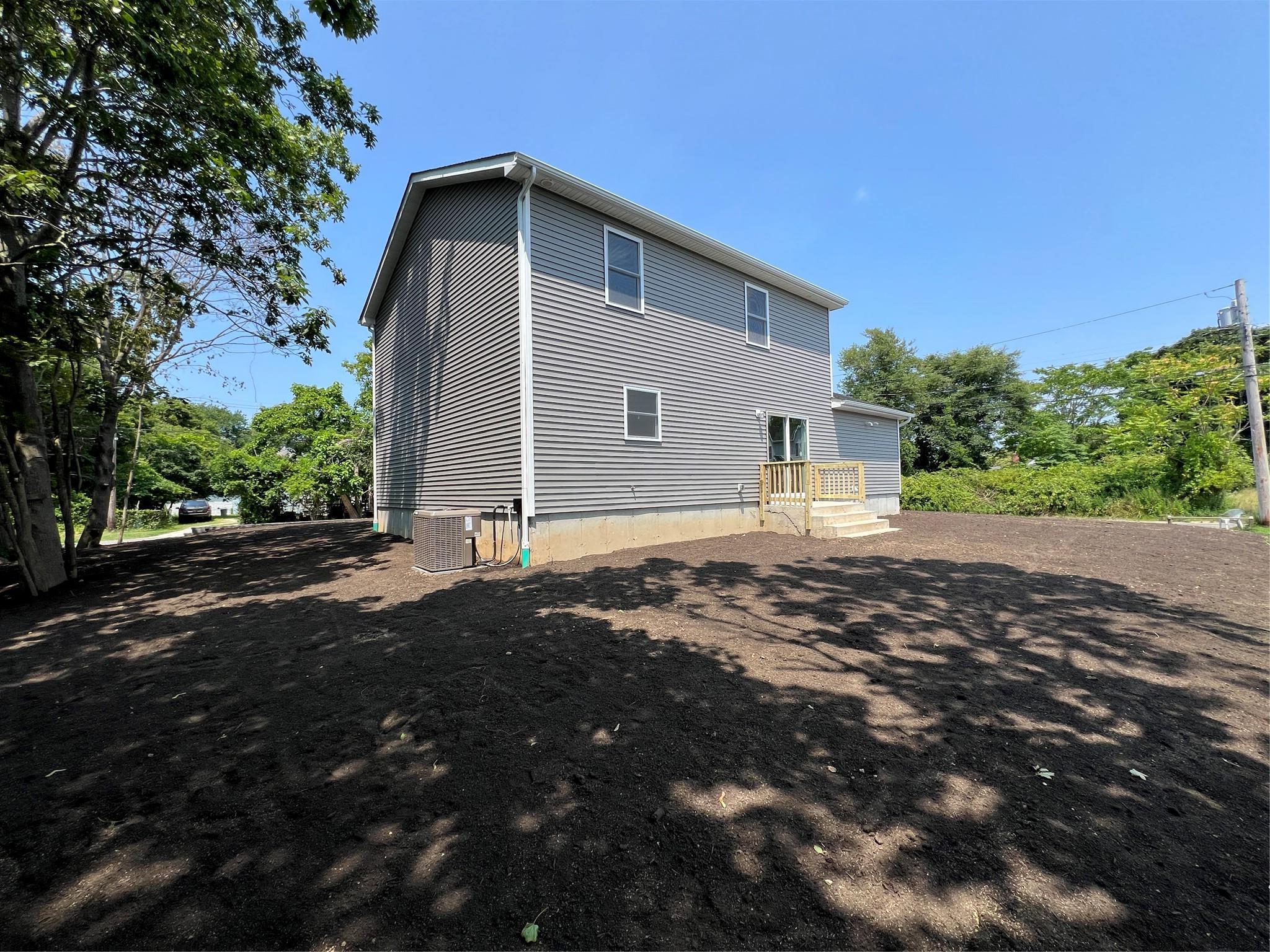 Single Family Baybright  Suffolk County, NY 11967, MLS-888064-2