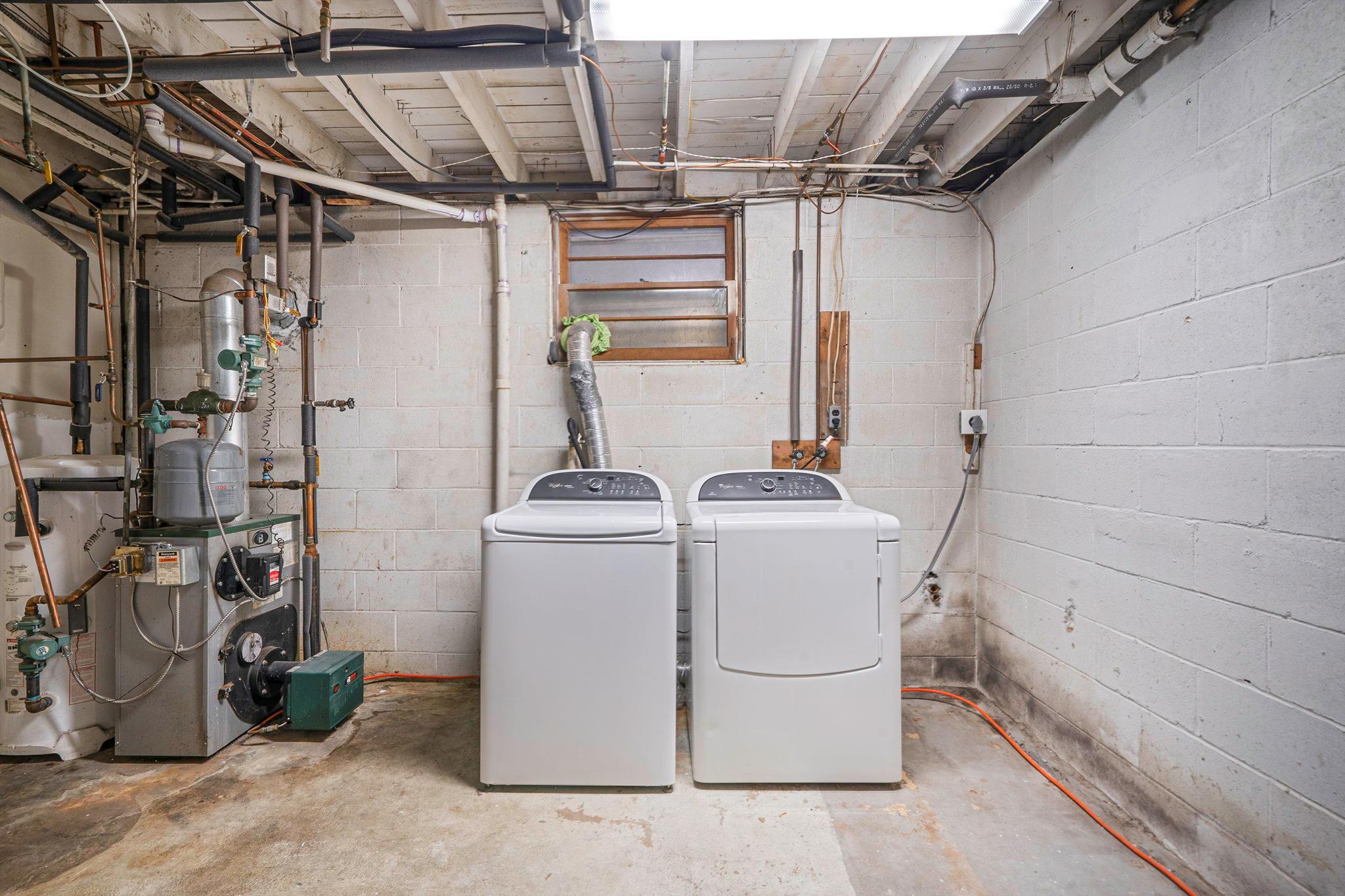 Single Family Ranch  Suffolk County, NY 11967, MLS-888095-21