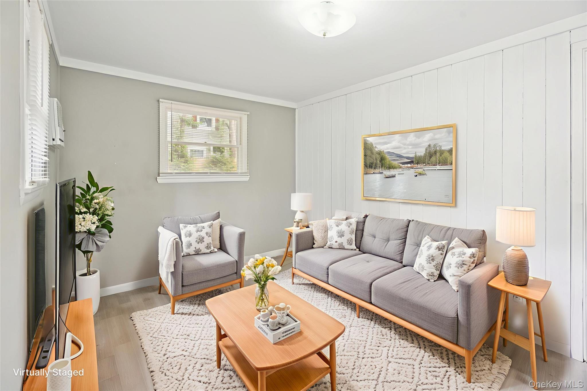 Single Family Poplar  Suffolk County, NY 11790, MLS-888103-4