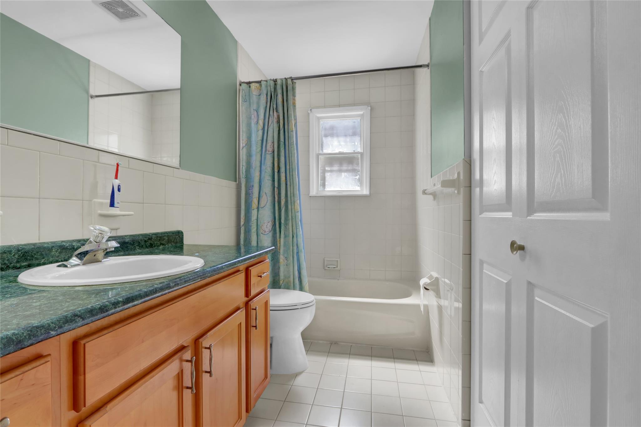 Single Family Cresthaven  Queens, NY 11357, MLS-888106-17
