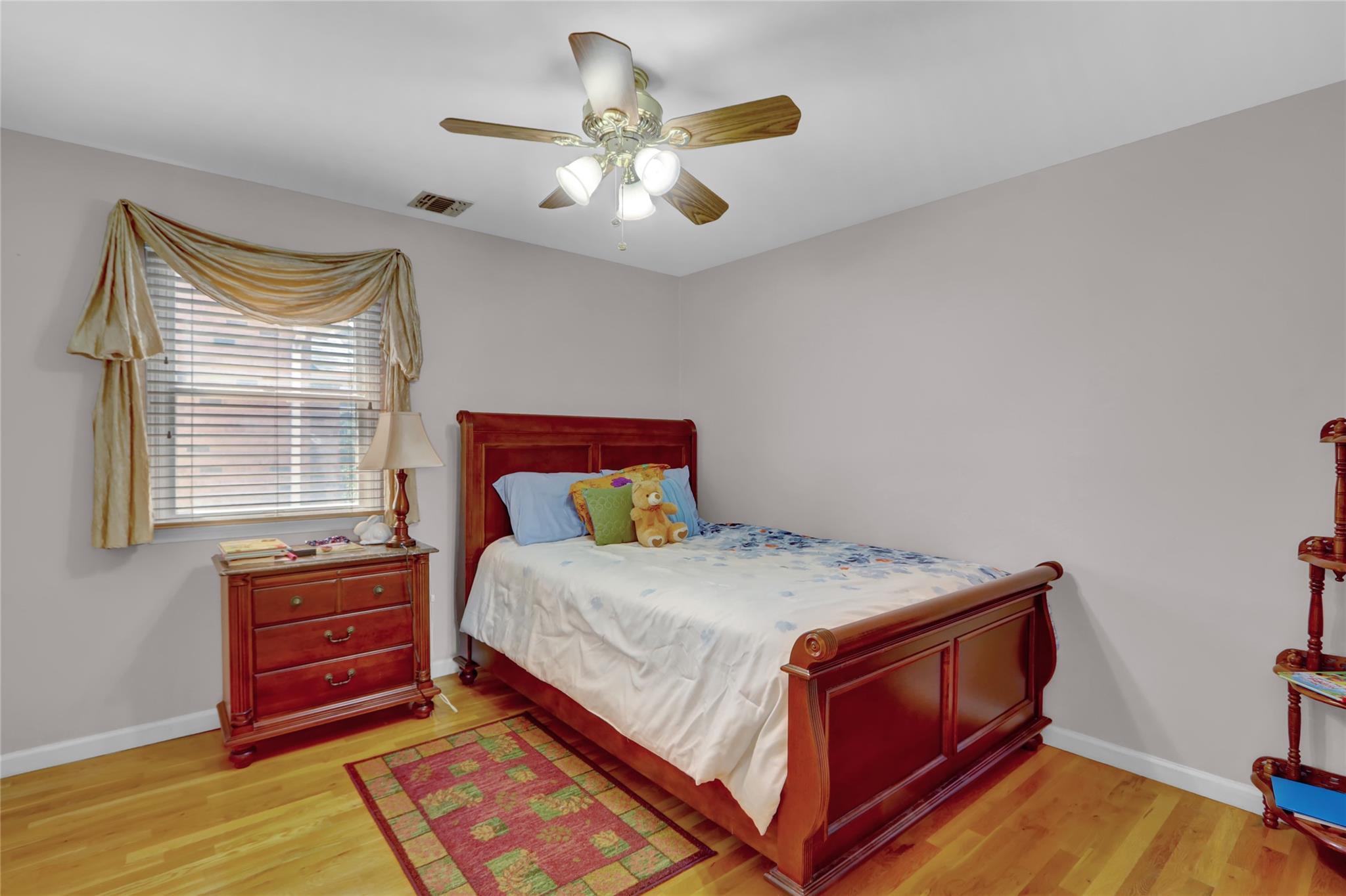 Single Family Cresthaven  Queens, NY 11357, MLS-888106-19