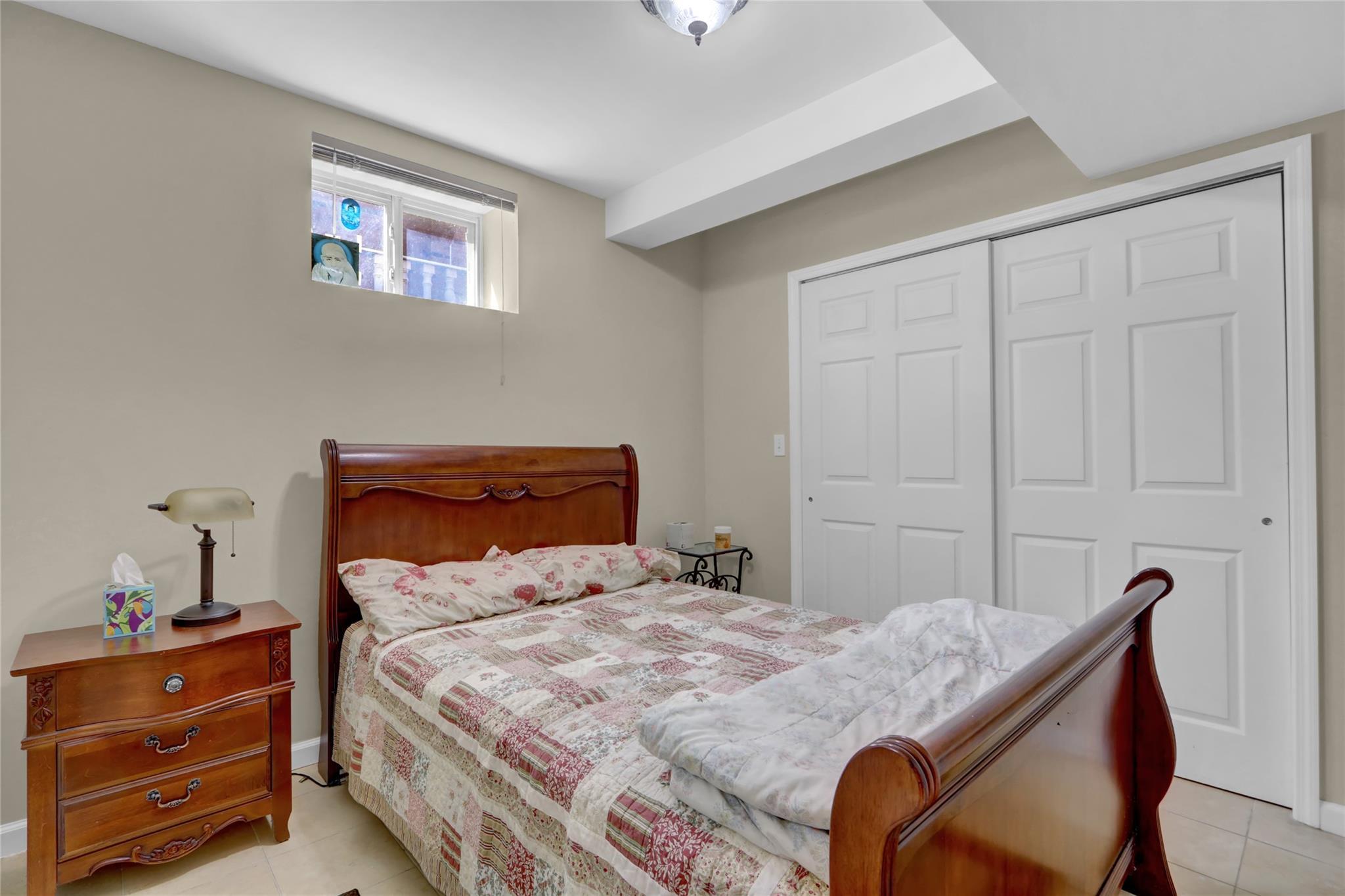 Single Family Cresthaven  Queens, NY 11357, MLS-888106-25