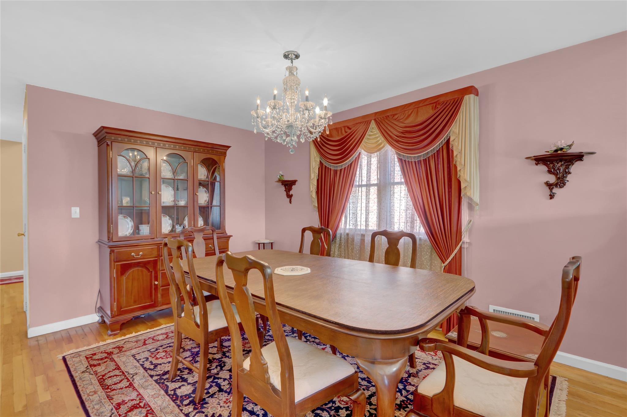 Single Family Cresthaven  Queens, NY 11357, MLS-888106-6