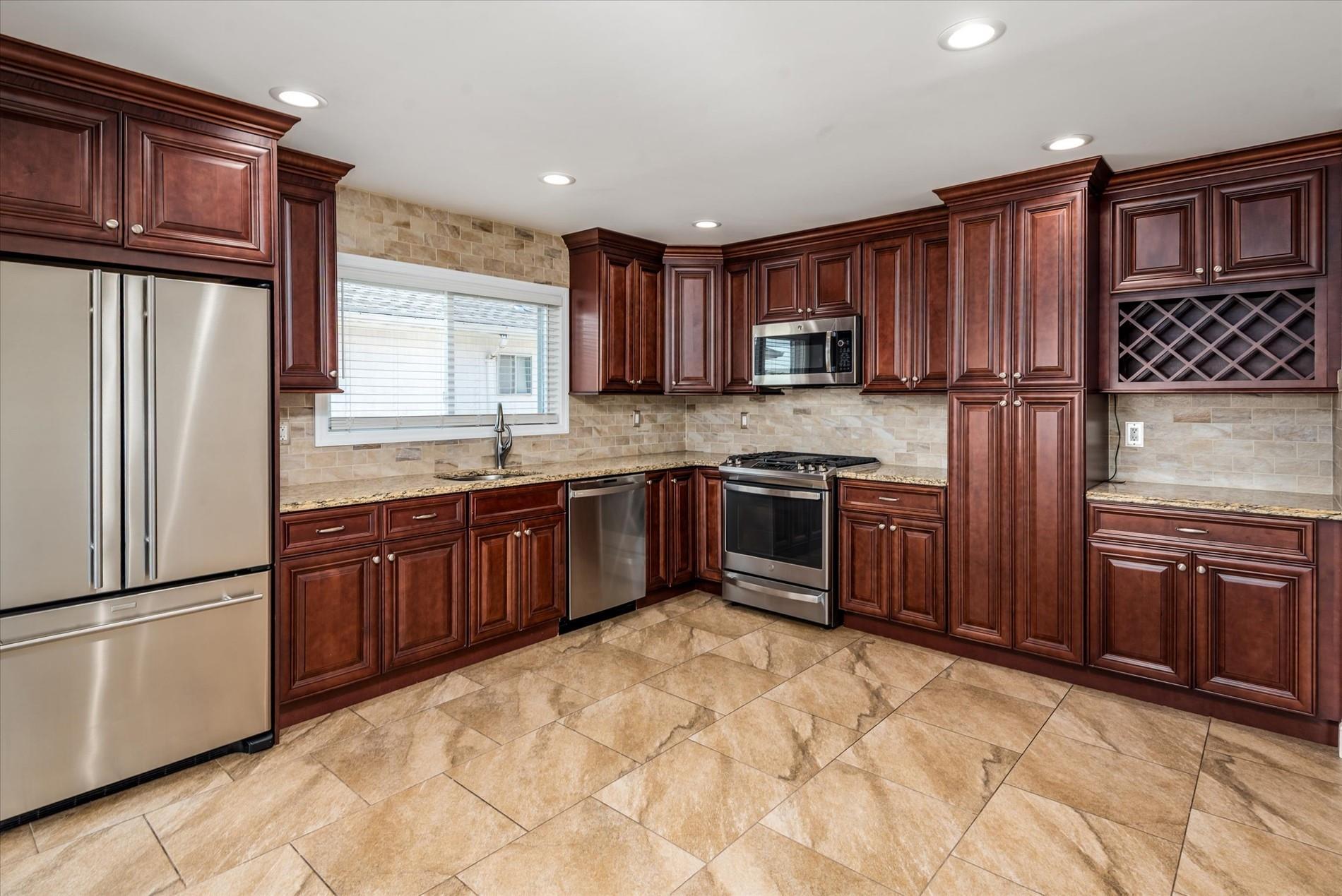 Single Family 84th  Queens, NY 11414, MLS-888125-10