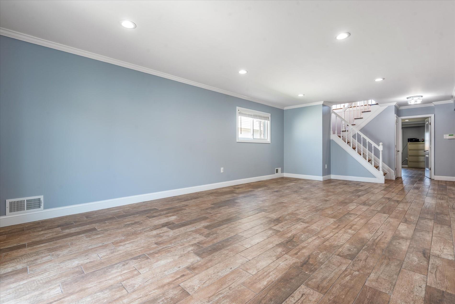Single Family 84th  Queens, NY 11414, MLS-888125-24