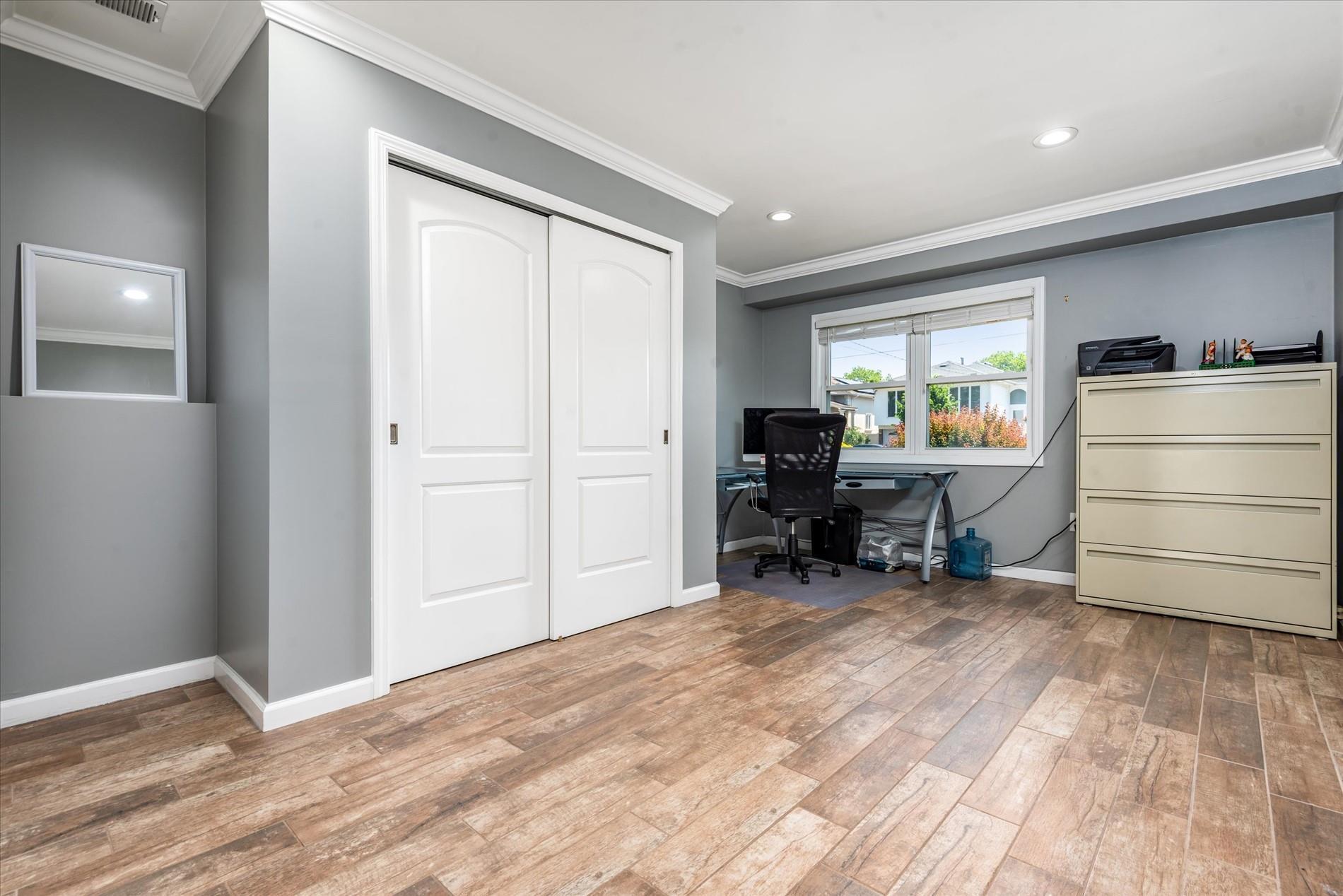 Single Family 84th  Queens, NY 11414, MLS-888125-25