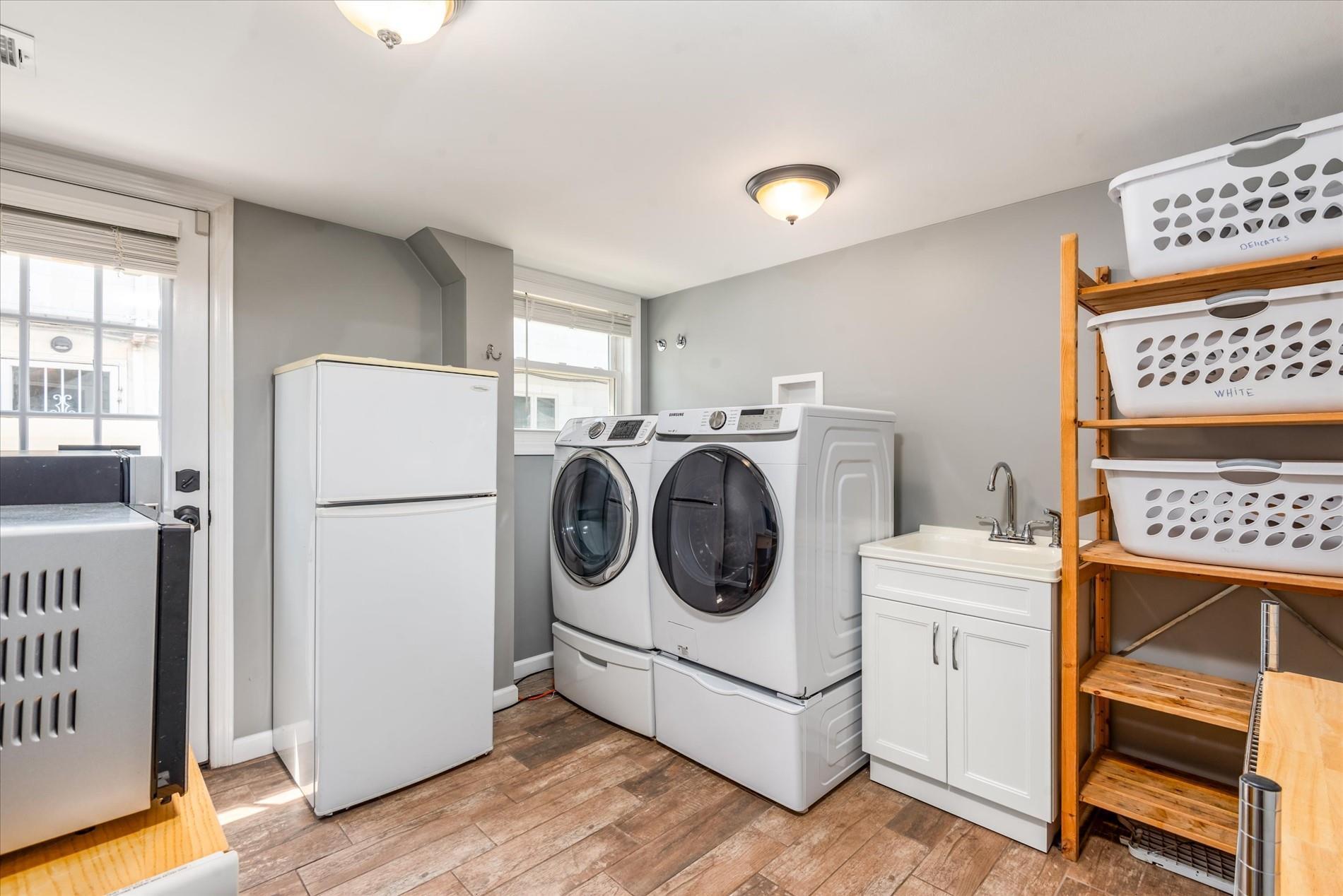 Single Family 84th  Queens, NY 11414, MLS-888125-28