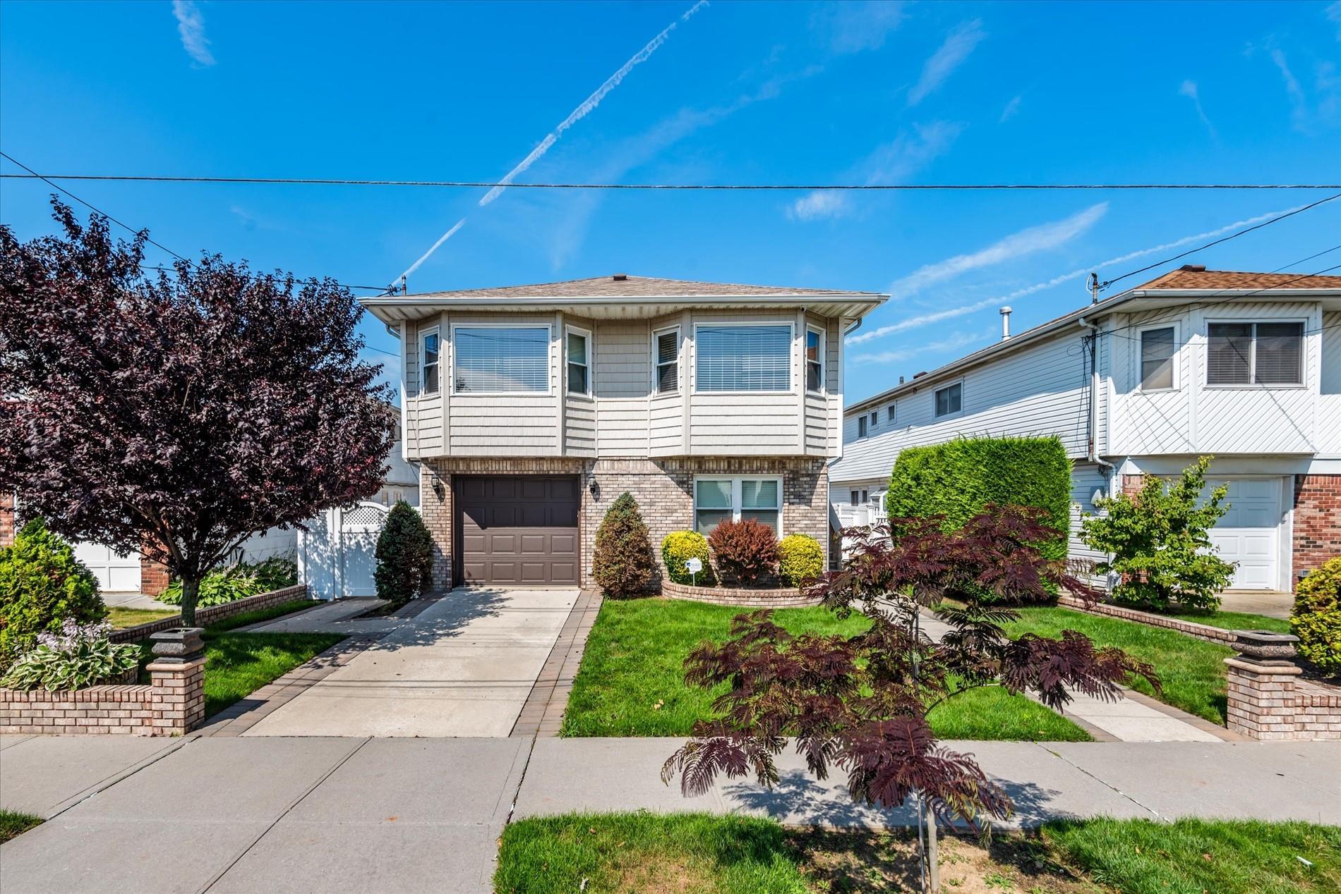 Single Family 84th  Queens, NY 11414, MLS-888125-36