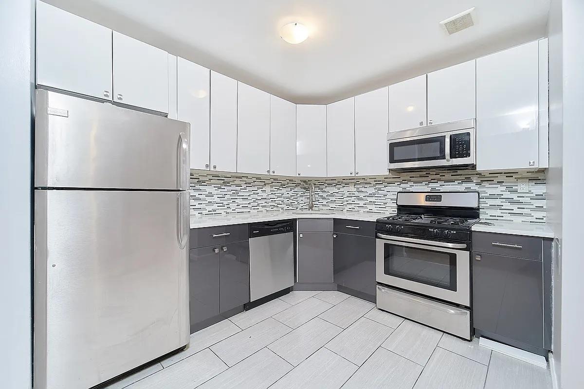 Apartment Jefferson  Brooklyn, NY 11221, MLS-888149-3