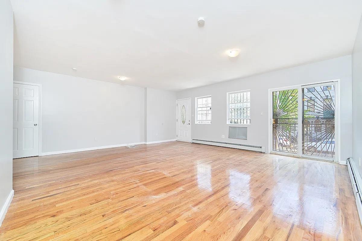Apartment Jefferson  Brooklyn, NY 11221, MLS-888149-4