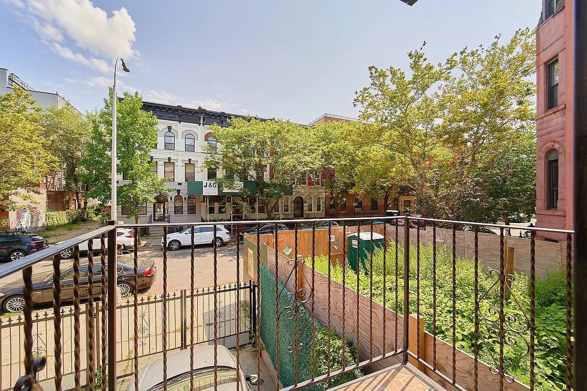 Apartment Jefferson  Brooklyn, NY 11221, MLS-888149-5