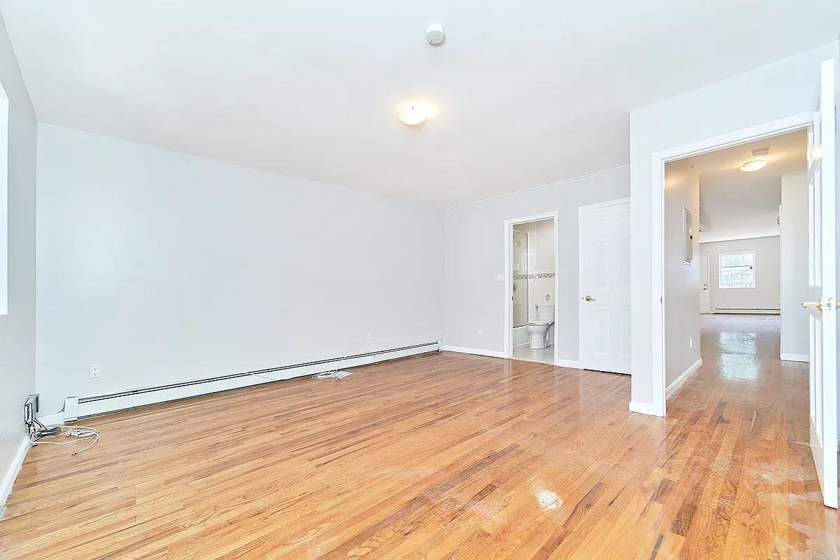 Apartment Jefferson  Brooklyn, NY 11221, MLS-888149-7