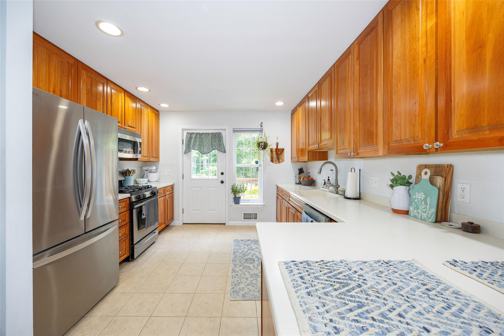 Single Family Pinebrook  Dutchess County, NY 12538, MLS-888175-8