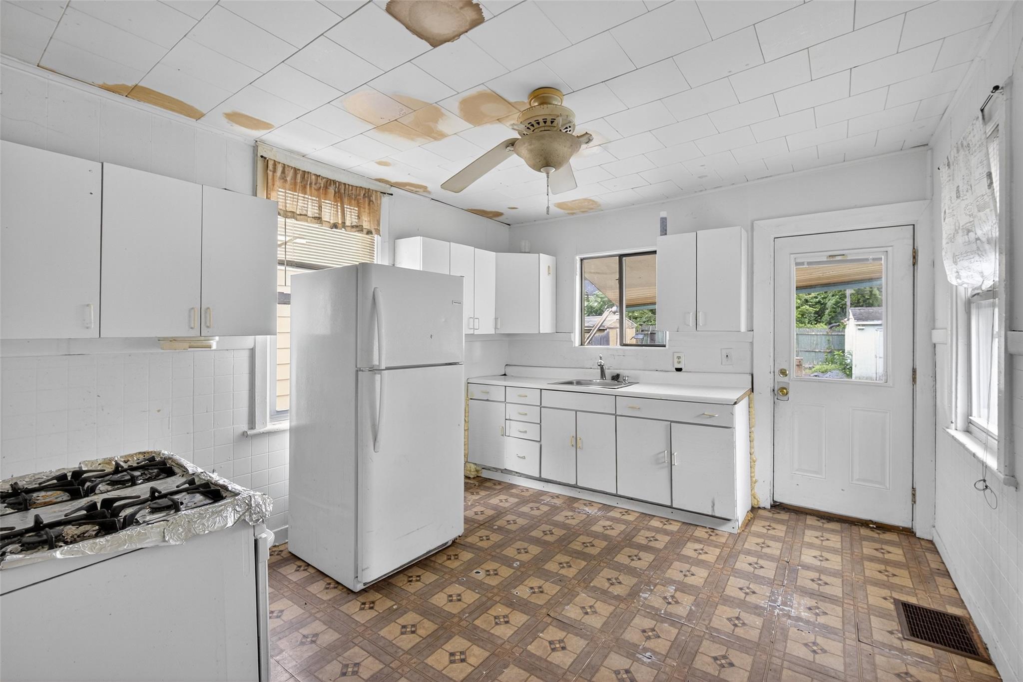 Single Family Elmendorf  Ulster County, NY 12401, MLS-888179-6