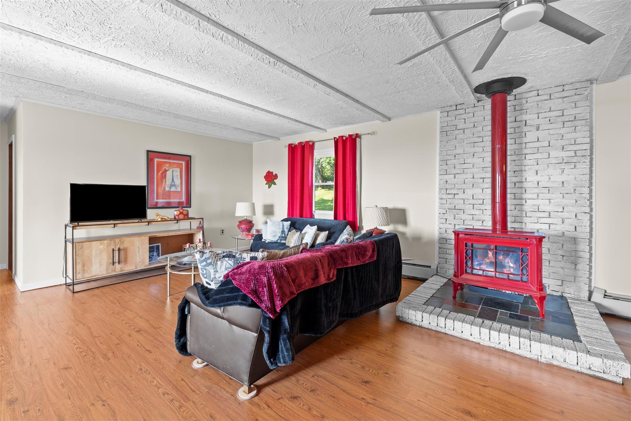 Single Family Wyms Heights  Ulster County, NY 12542, MLS-888196-11