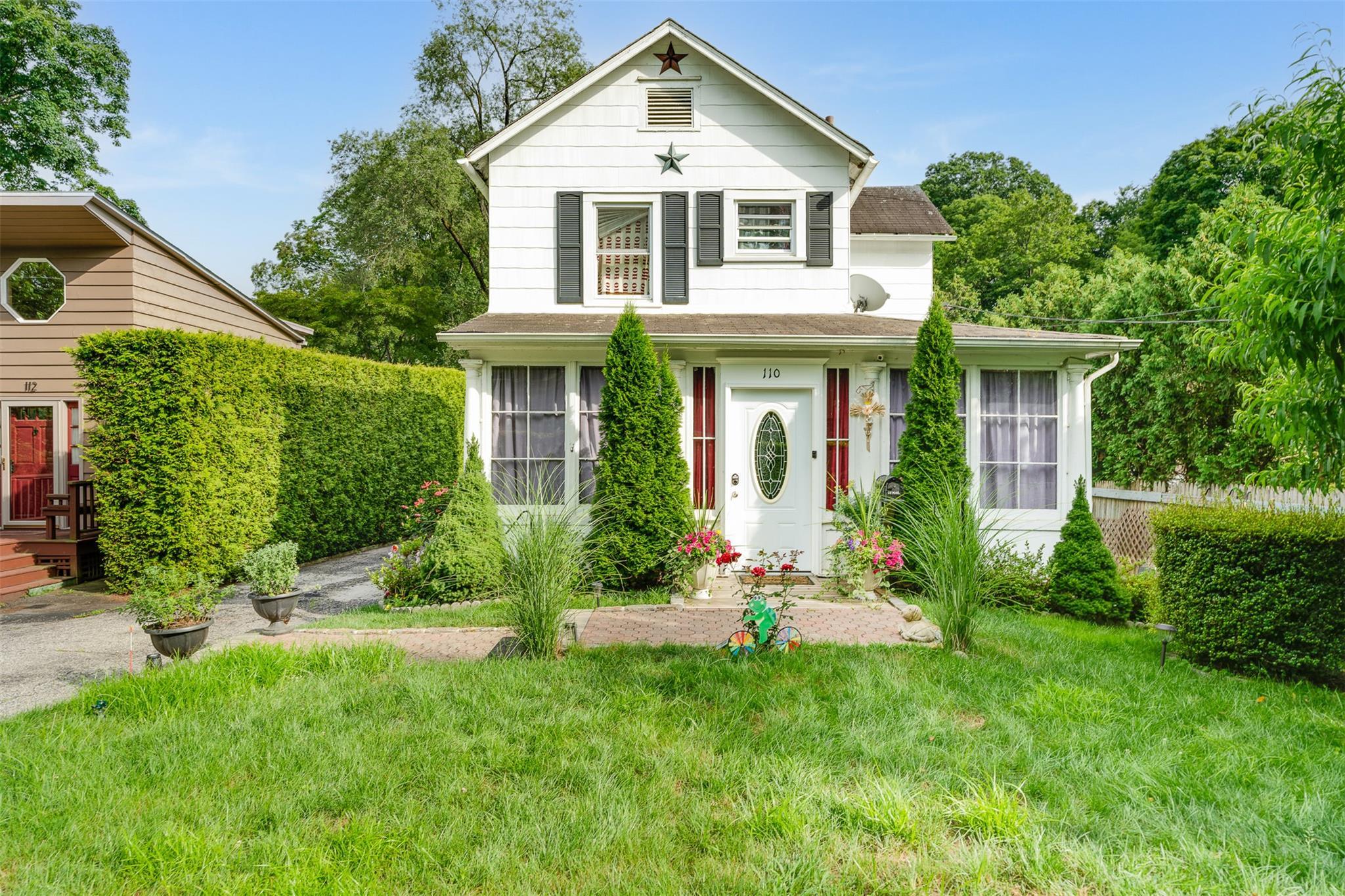 Single Family Pine  Westchester County, NY 10562, MLS-888206-2