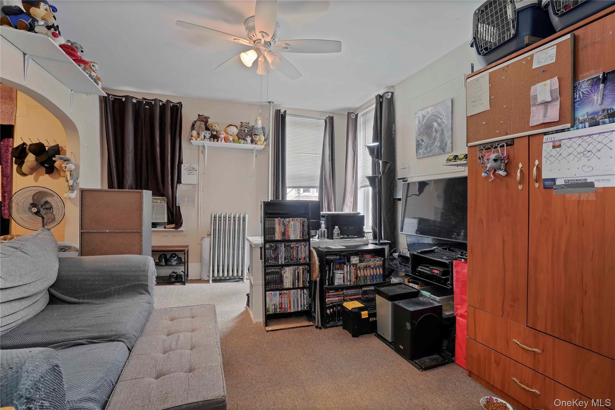 Single Family Putnam Queens, NY 11385, MLS-888227-14