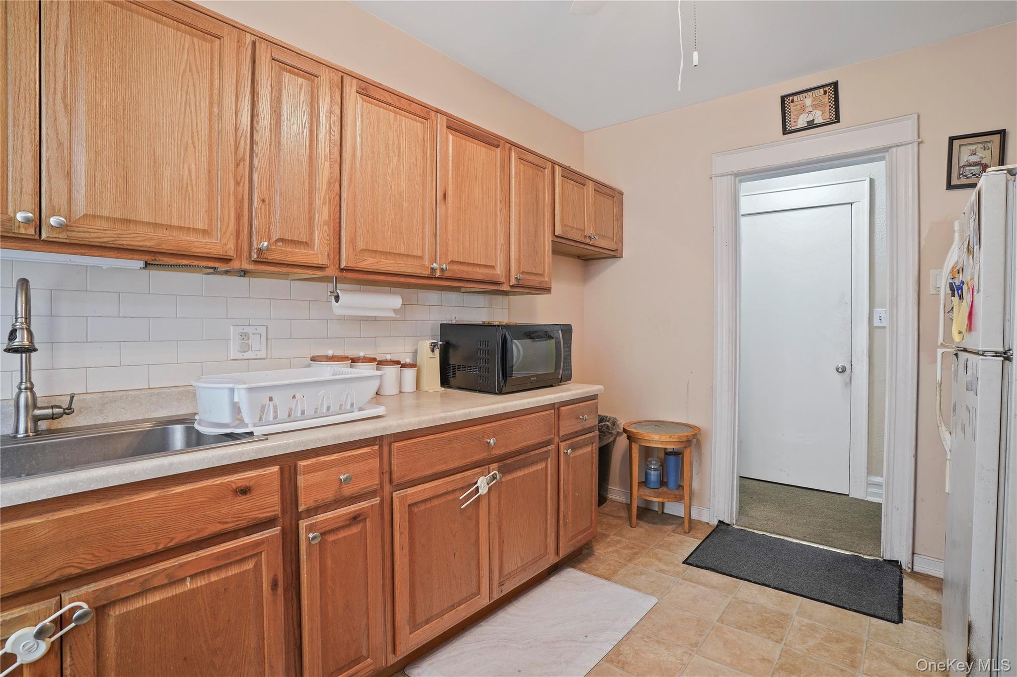 Single Family Putnam Queens, NY 11385, MLS-888227-18