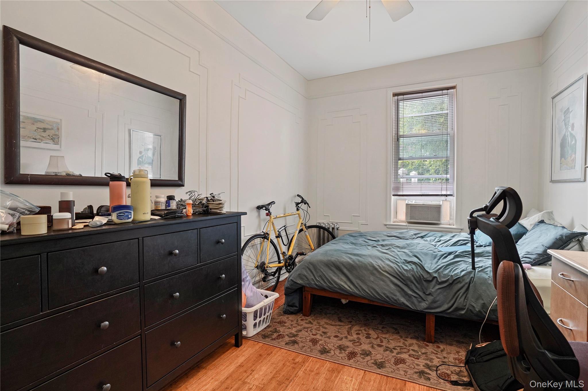 Single Family Putnam Queens, NY 11385, MLS-888227-24