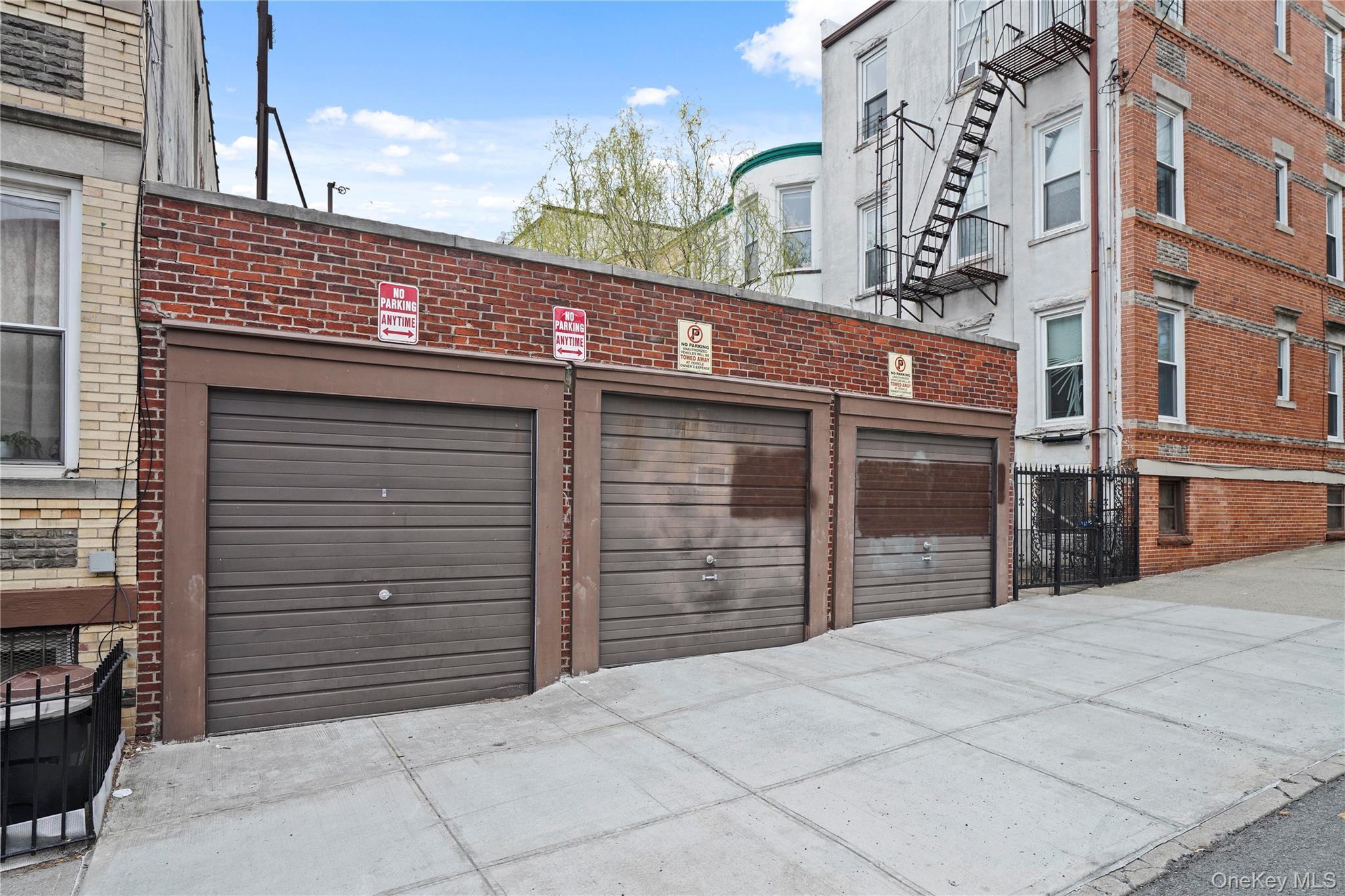 Single Family Putnam Queens, NY 11385, MLS-888227-41