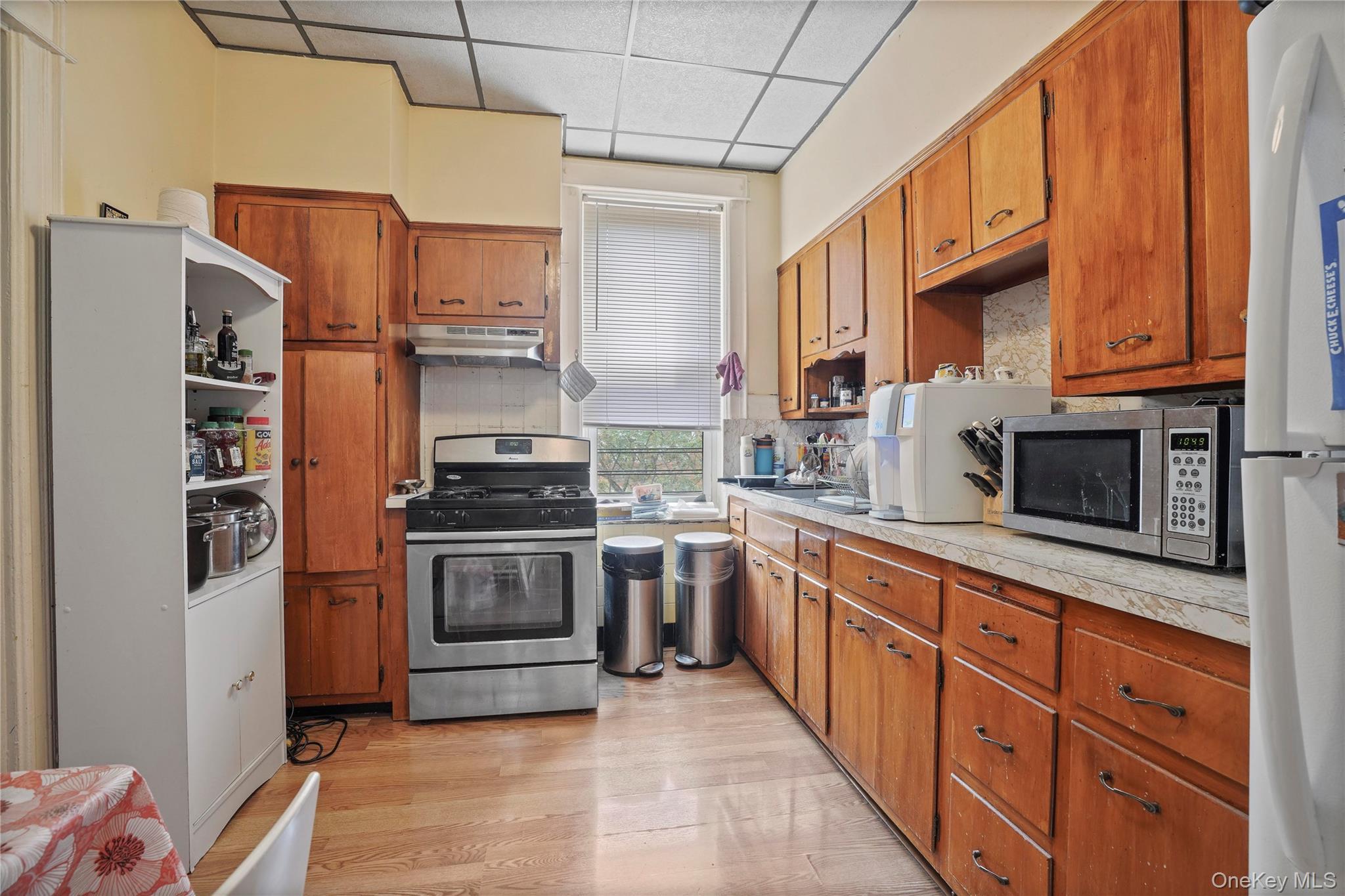 Single Family Putnam Queens, NY 11385, MLS-888227-6