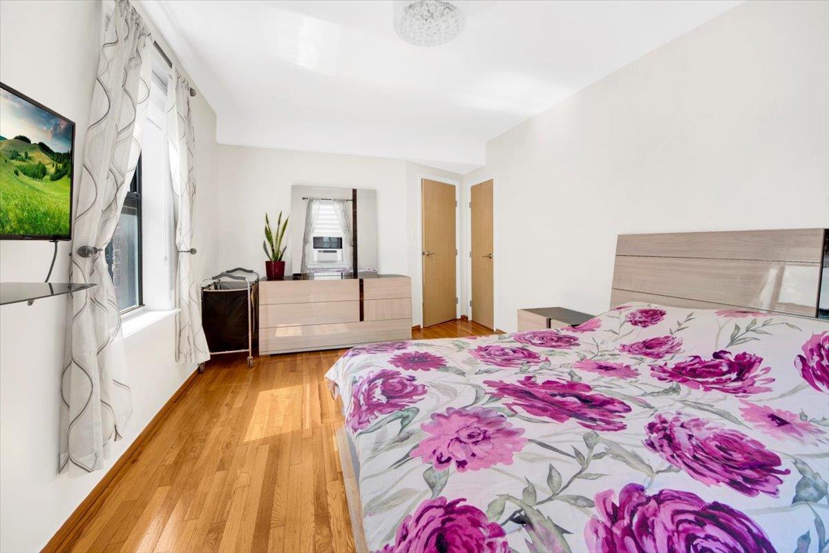 Coop Homecrest  Brooklyn, NY 11235, MLS-888258-3