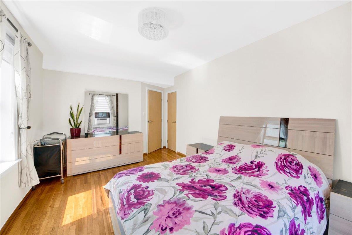 Coop Homecrest  Brooklyn, NY 11235, MLS-888258-5