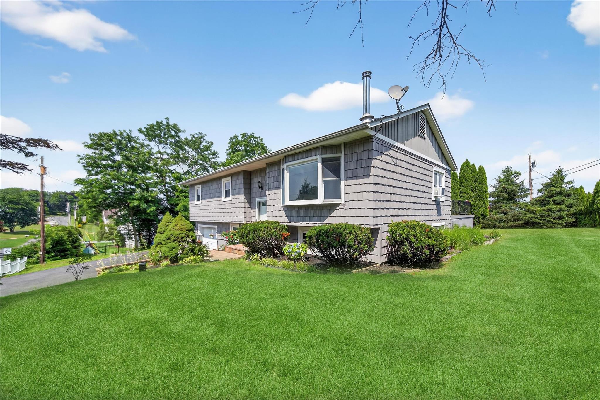 Single Family Dragotta  Ulster County, NY 12542, MLS-888264-7