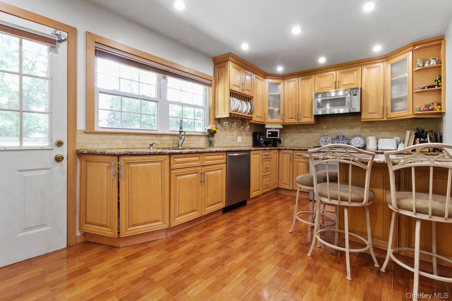 Single Family Western  Westchester County, NY 10502, MLS-888300-12