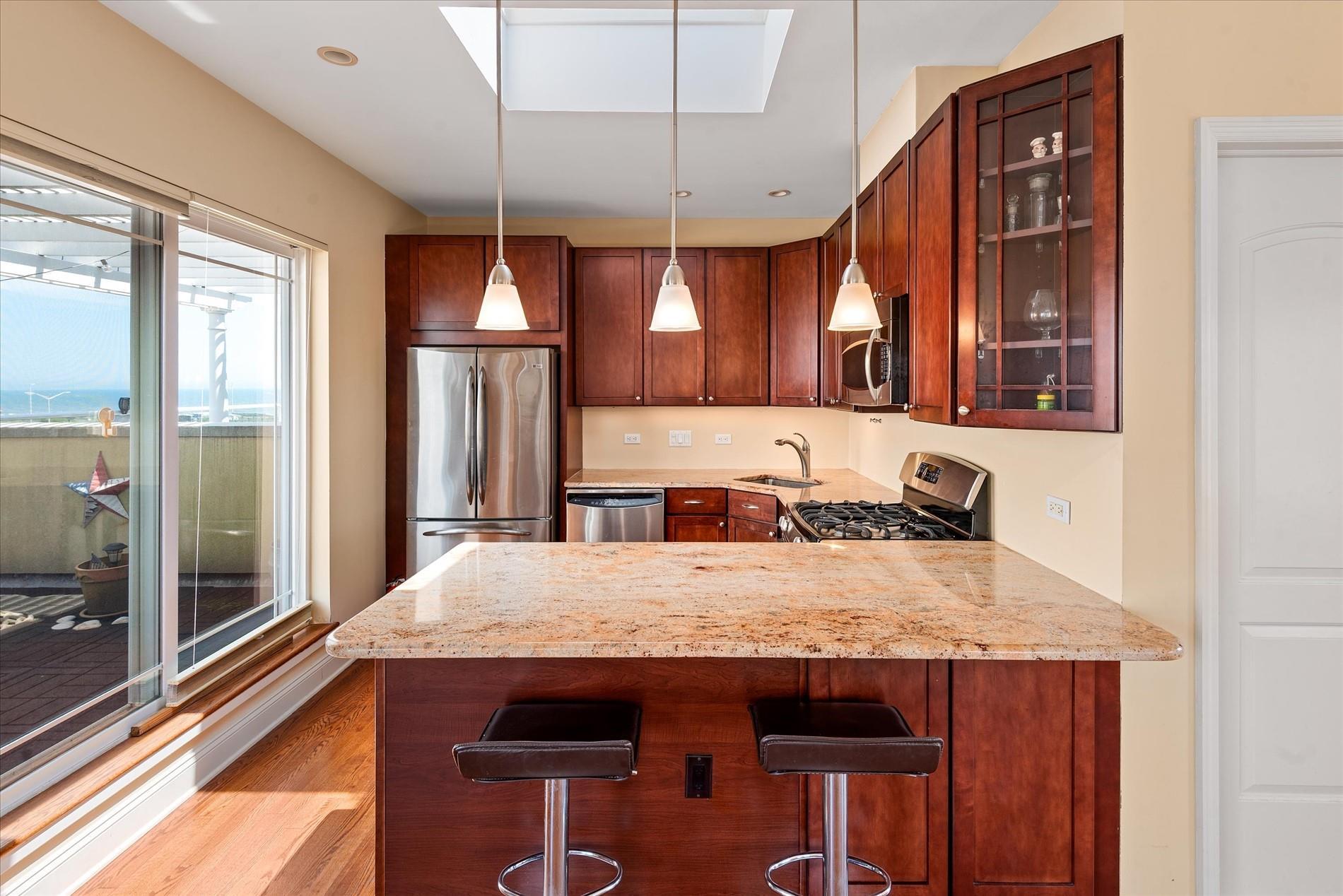 Condo Beach 100th  Queens, NY 11694, MLS-888313-10
