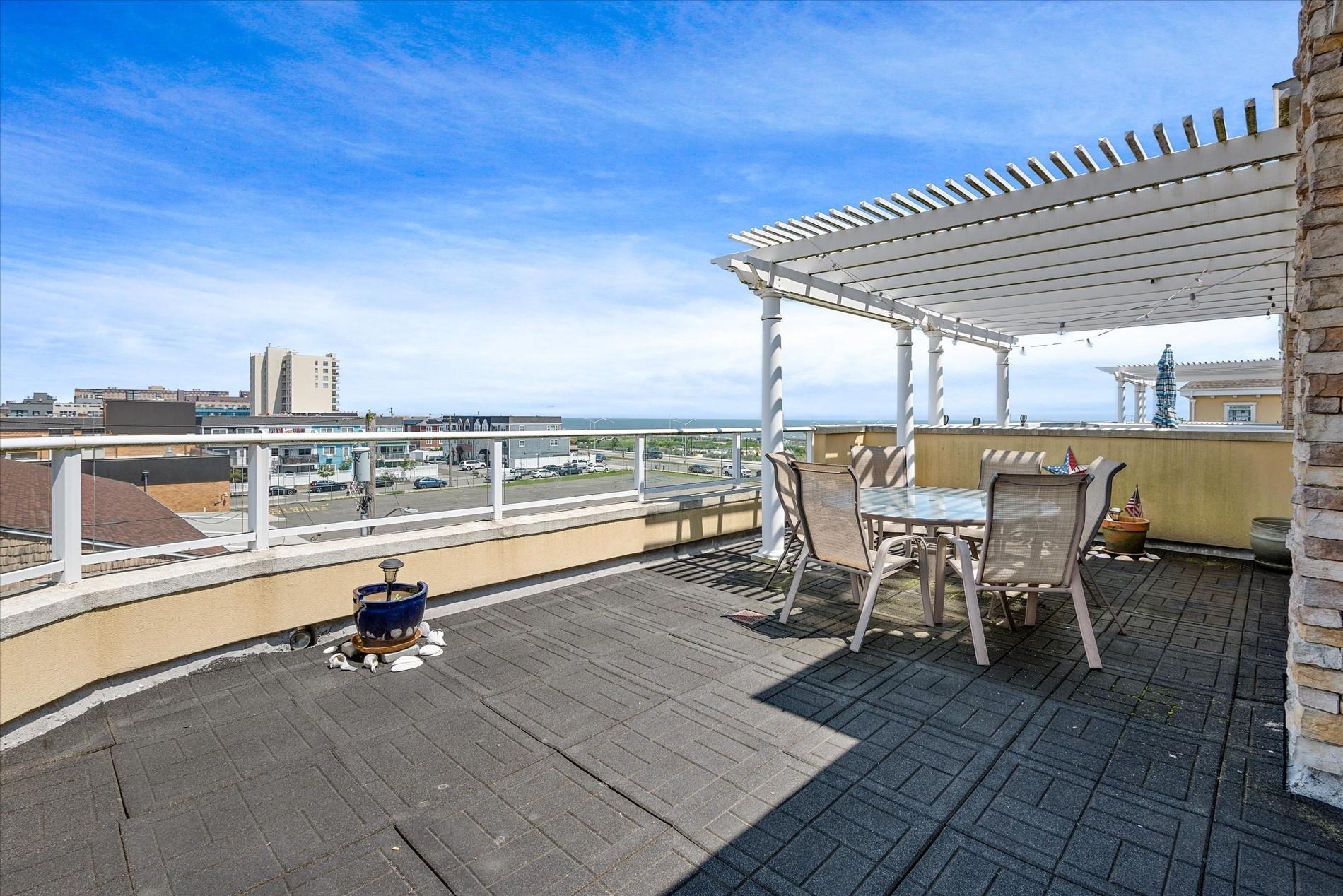 Condo Beach 100th  Queens, NY 11694, MLS-888313-12