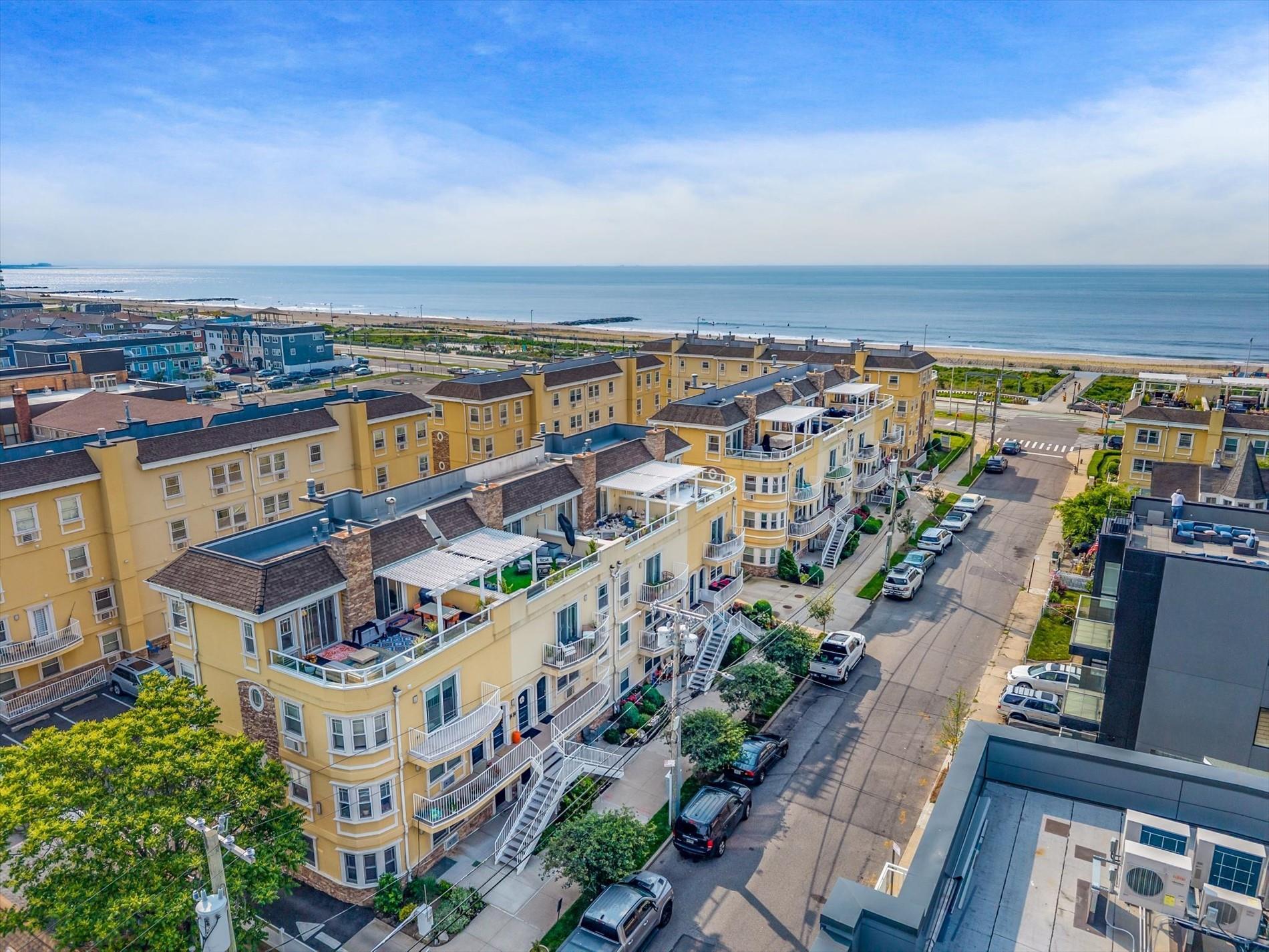 Condo Beach 100th  Queens, NY 11694, MLS-888313-24