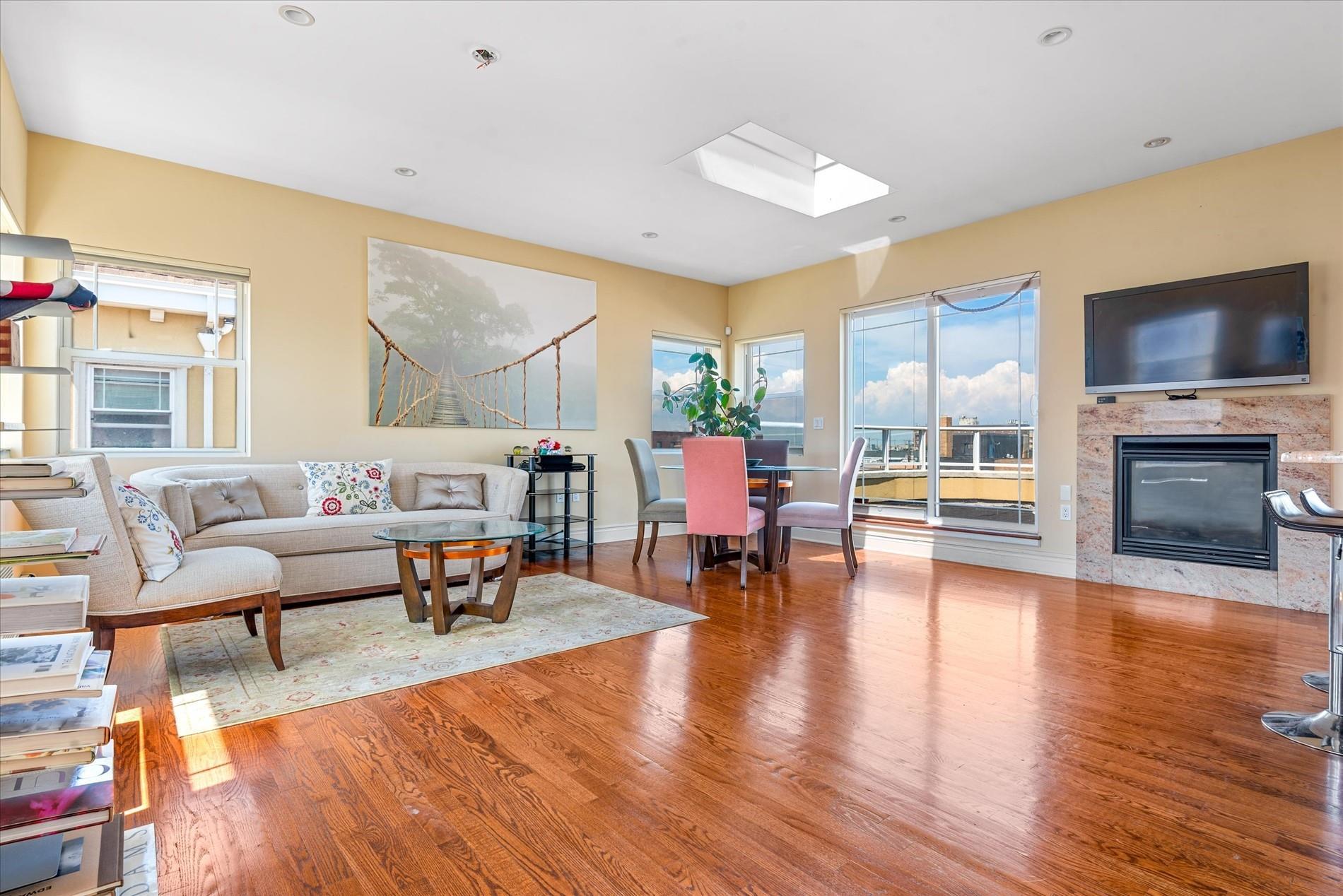 Condo Beach 100th  Queens, NY 11694, MLS-888313-3