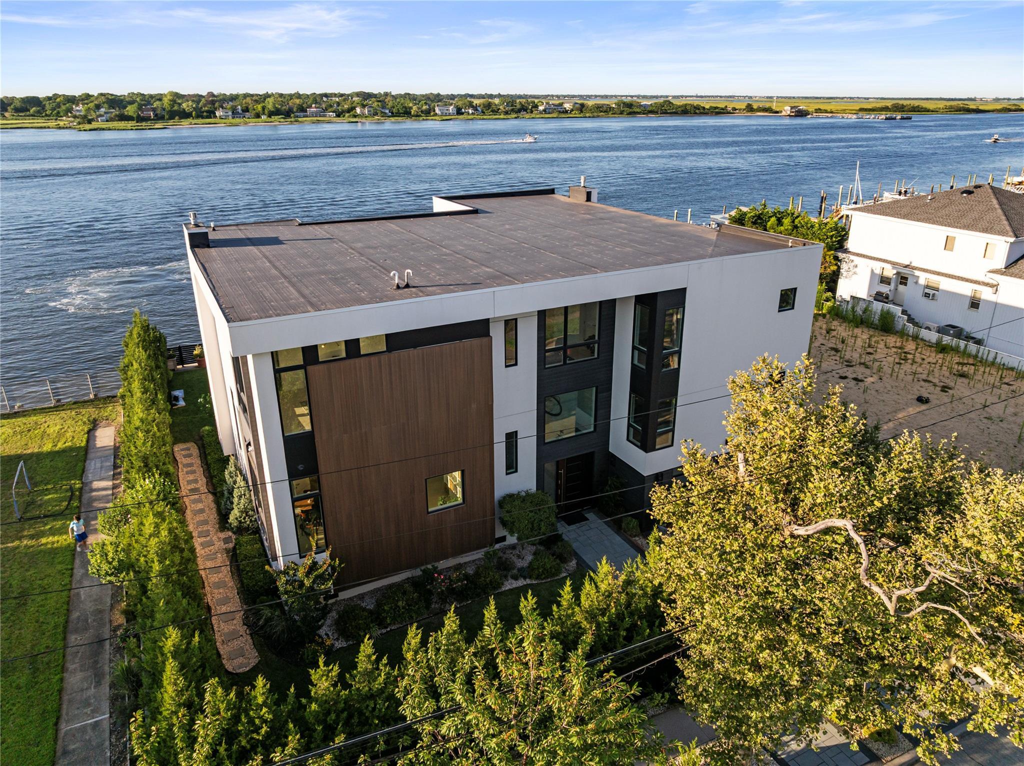 Single Family Bay Nassau County, NY 11509, MLS-888324-2