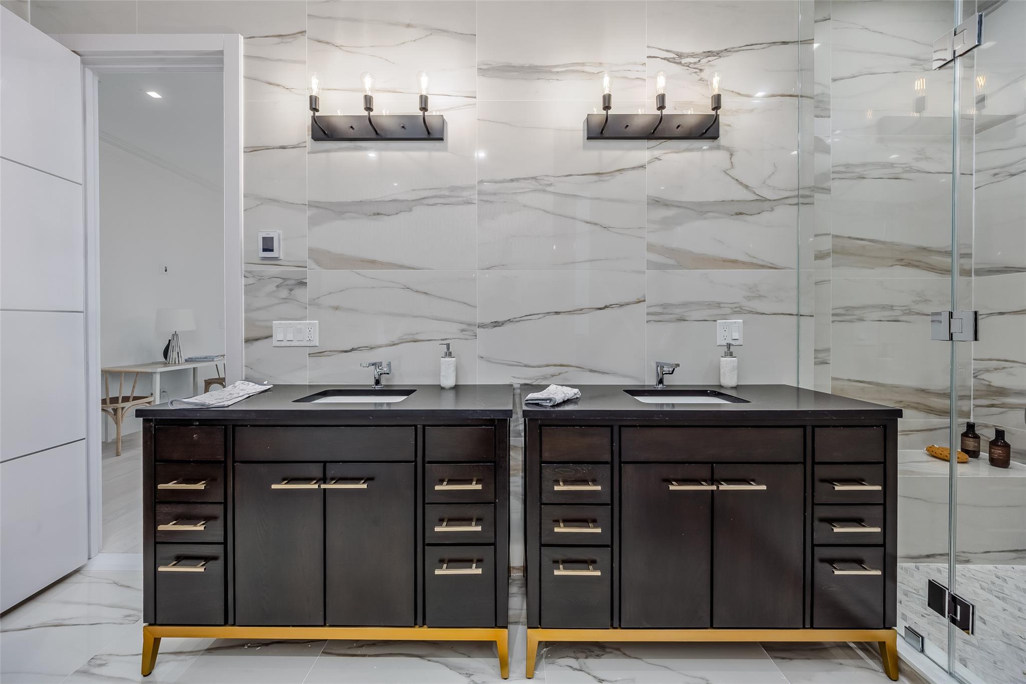 Single Family Bay Nassau County, NY 11509, MLS-888324-42