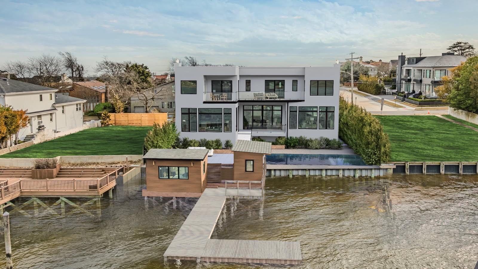 Single Family Bay Nassau County, NY 11509, MLS-888324-46