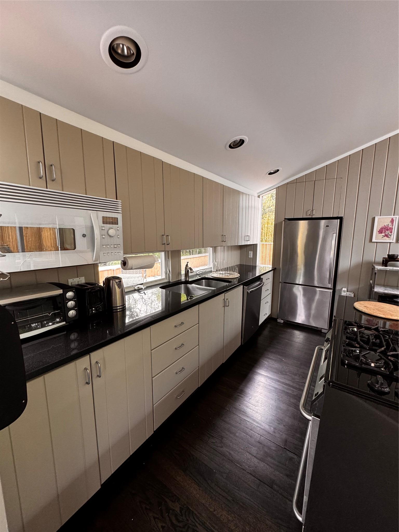 Single Family Tarpon Suffolk County, NY 11782, MLS-888379-18