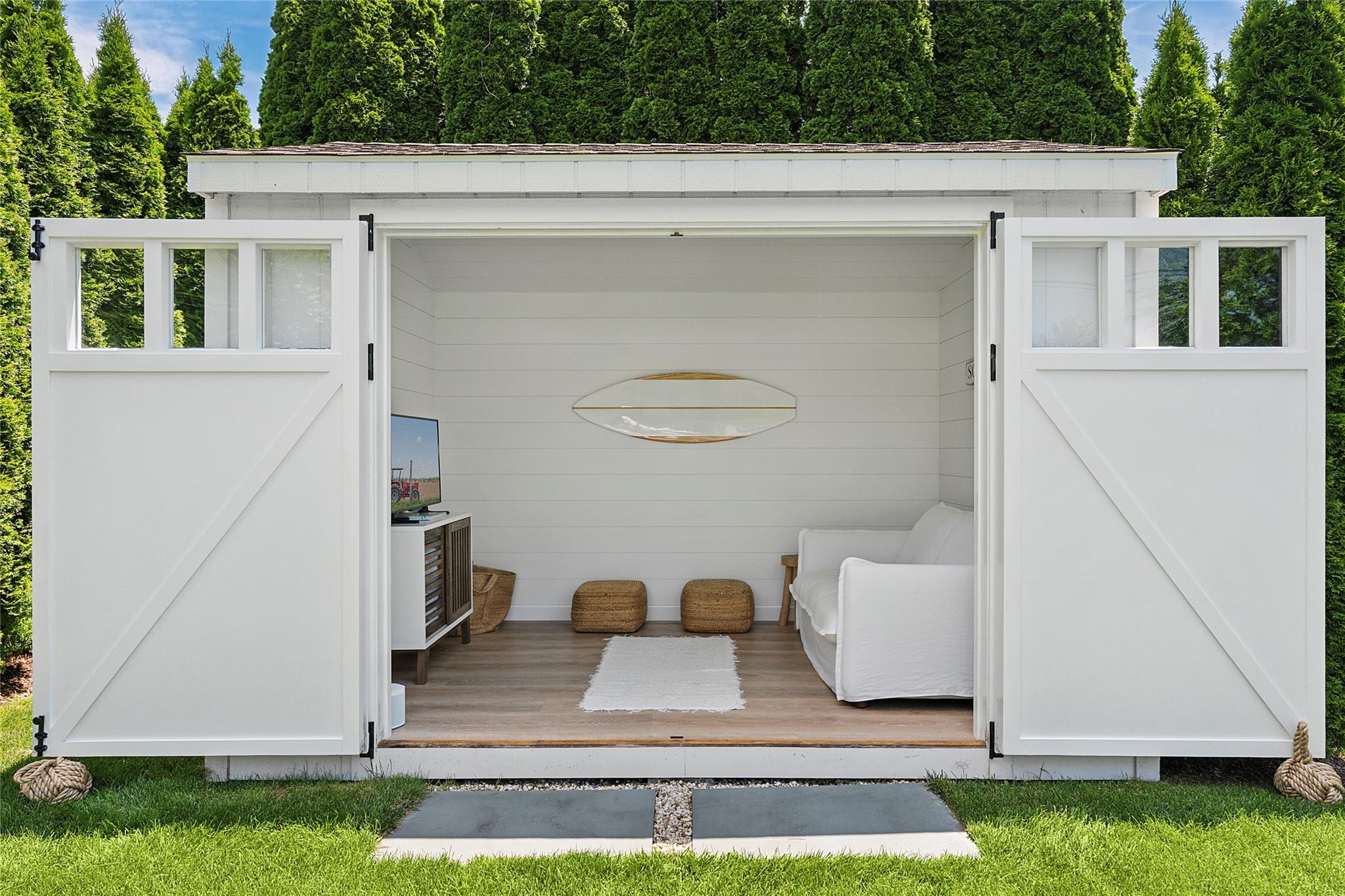 Single Family Armande Suffolk County, NY 11968, MLS-888415-30