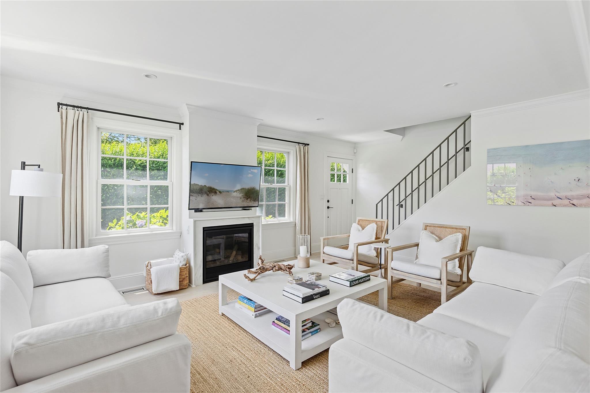 Single Family Armande Suffolk County, NY 11968, MLS-888415-6