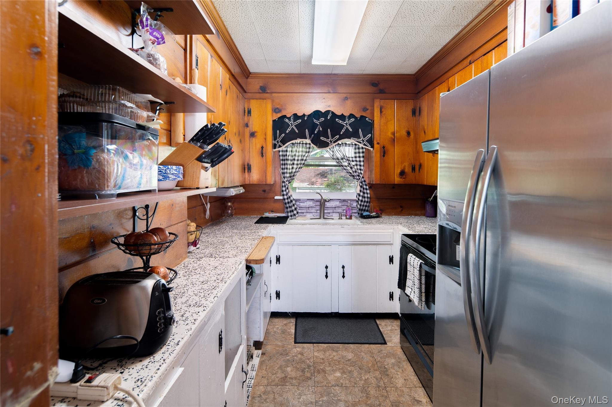 Single Family Shady  Putnam County, NY 10541, MLS-888420-6