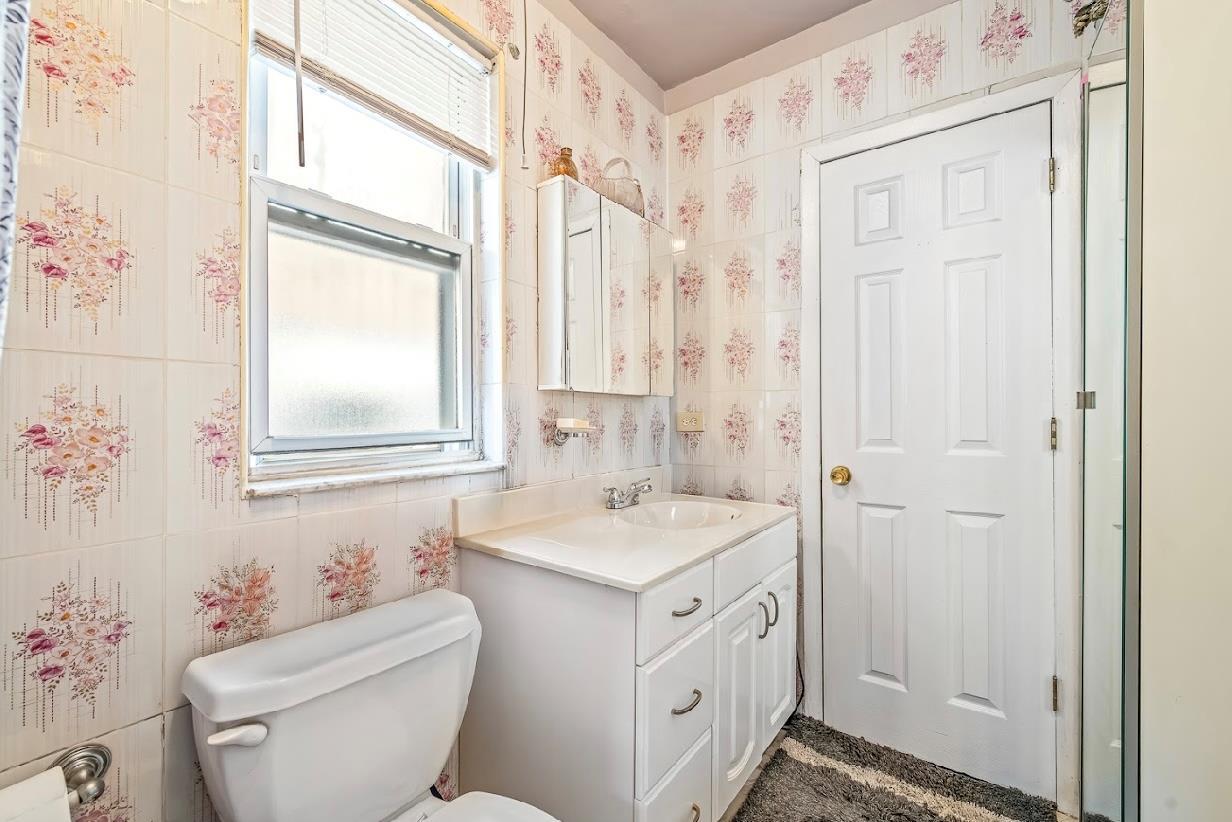 Single Family 73rd  Queens, NY 11370, MLS-888422-16