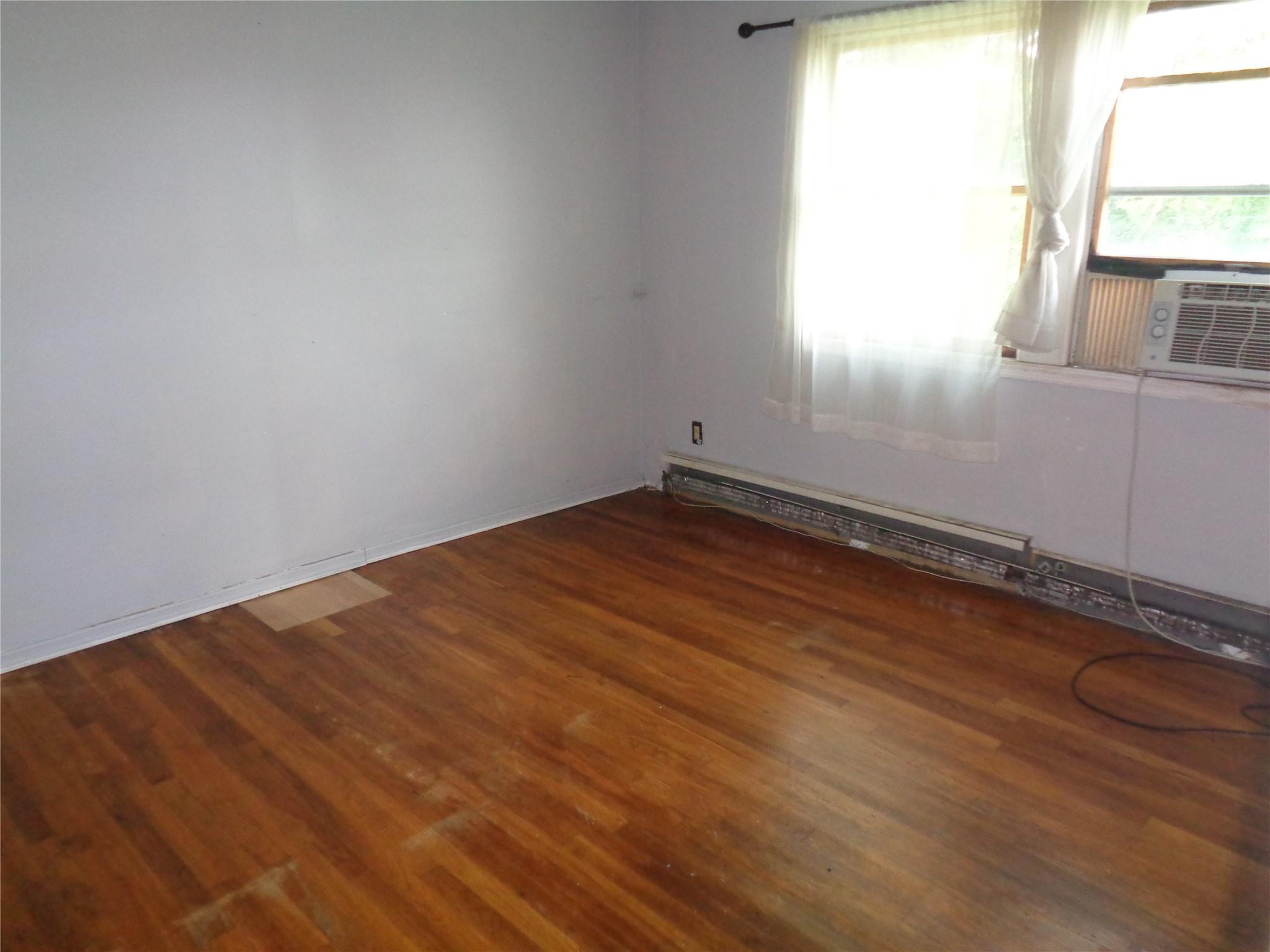 Single Family Marine  Suffolk County, NY 11757, MLS-888427-7