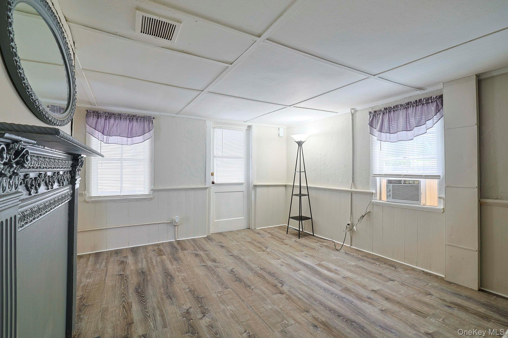 Single Family Wawayanda  Orange County, NY 10940, MLS-888435-13