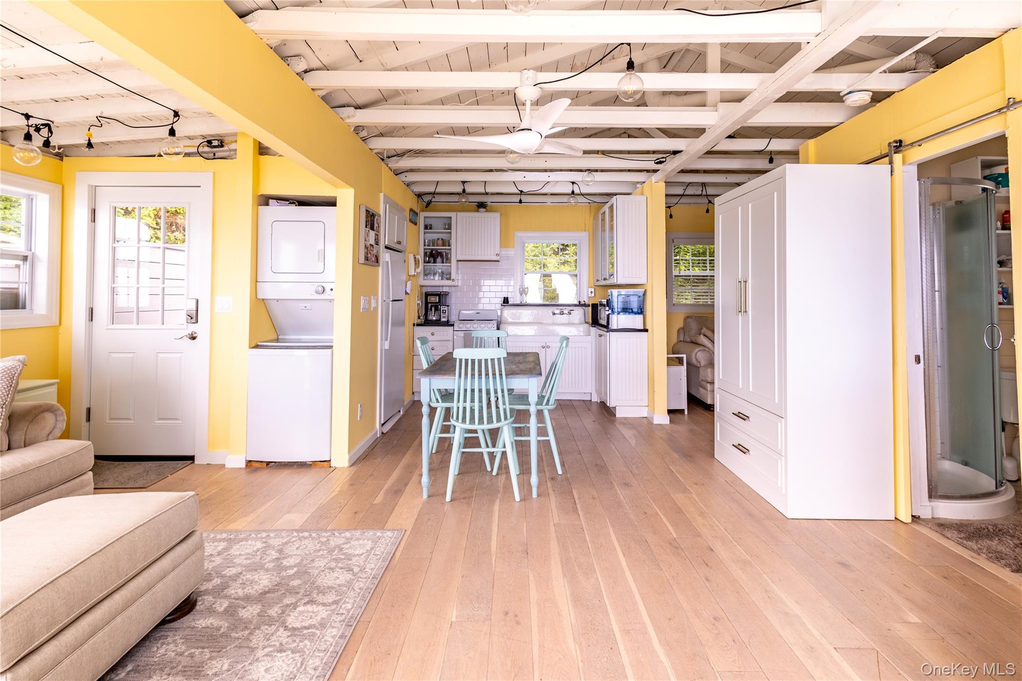 Single Family Hillcrest  Suffolk County, NY 11933, MLS-888442-16